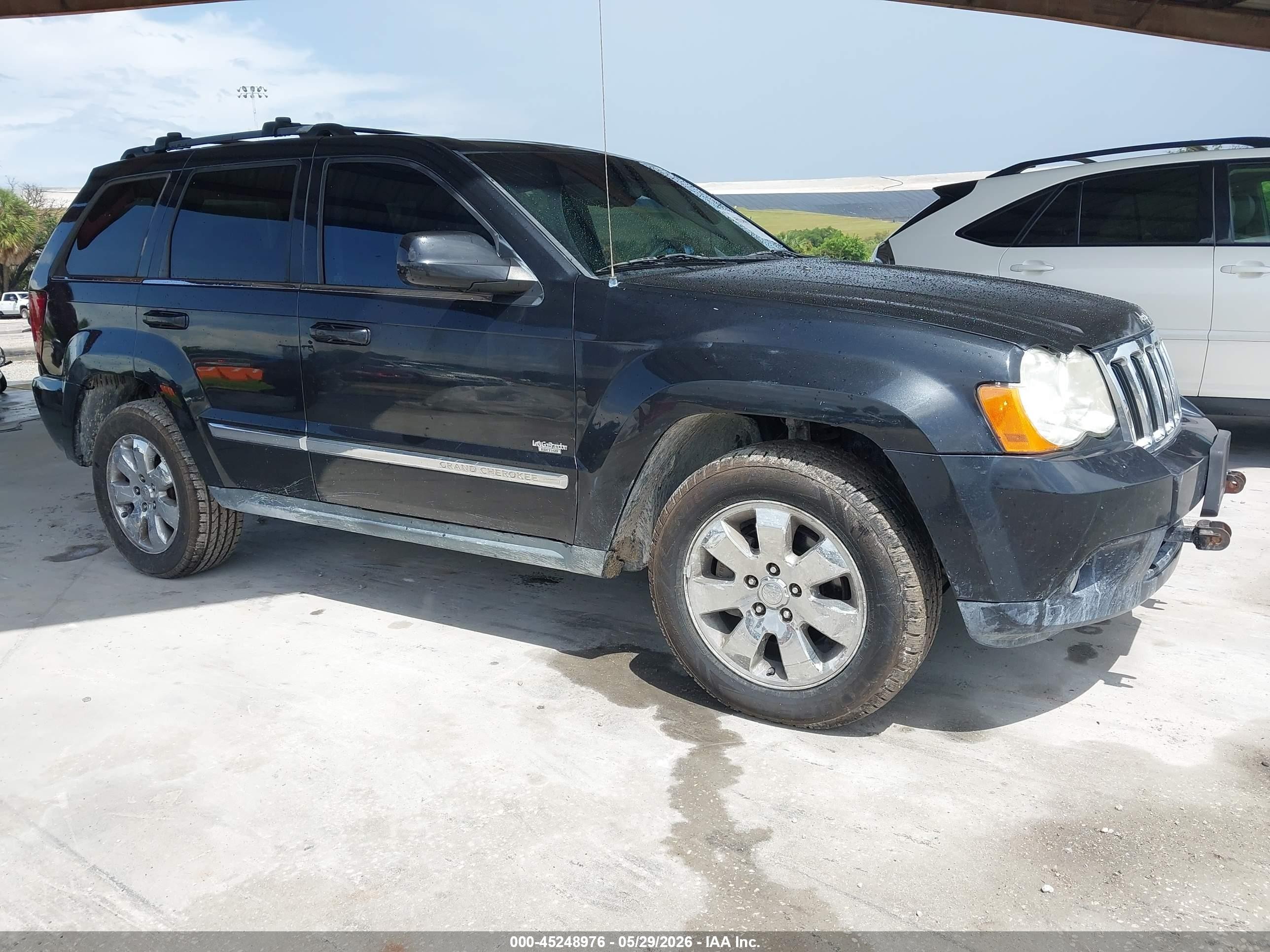 2009 Jeep Grand Cherokee Limited, VIN 1J8HR58T99C556350 — Normal wear