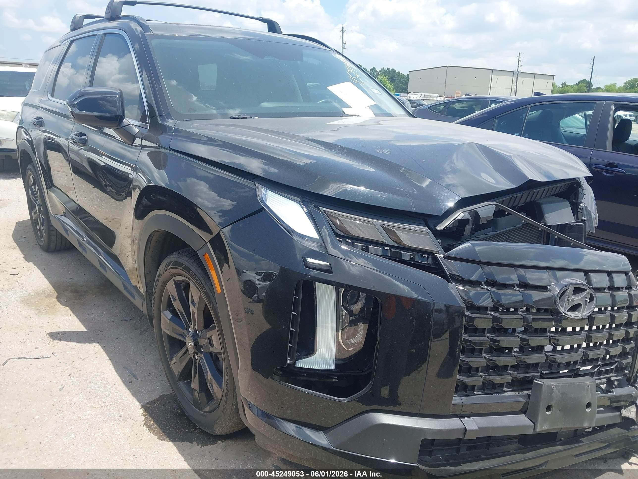 2024 Hyundai Palisade XRT, VIN KM8R34GE8RU776899 — Front end