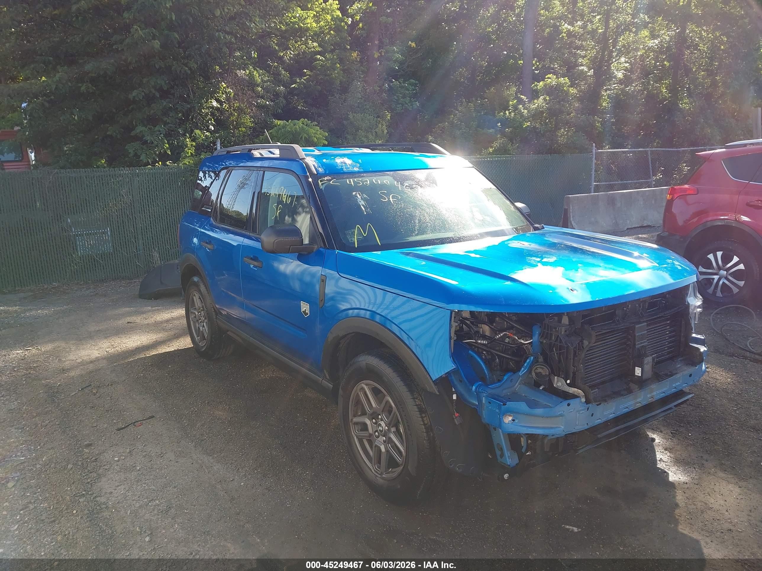 2025 Ford Bronco Sport Big Bend, VIN 3FMCR9BN5SRE47860 — Front end