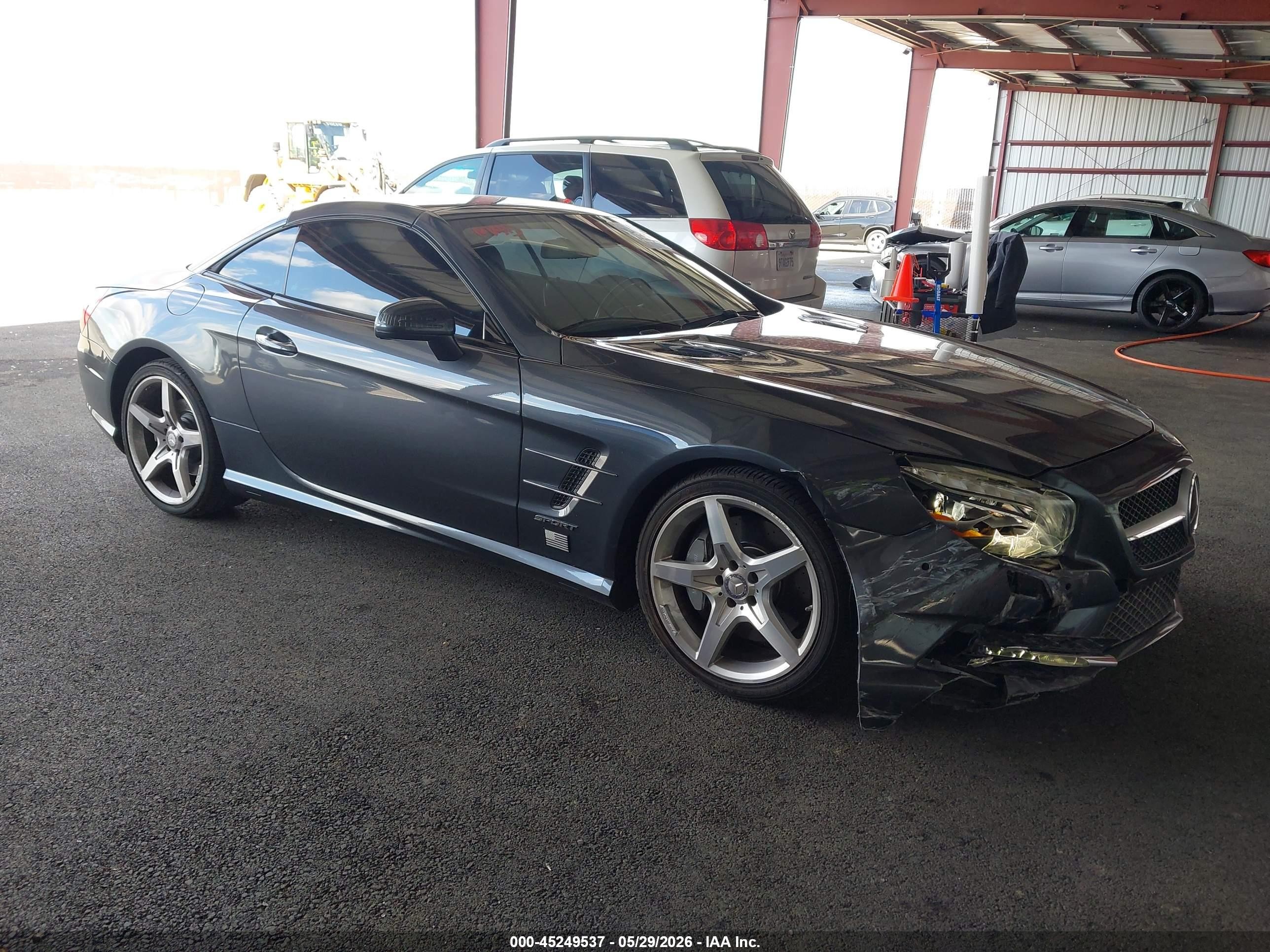 2013 Mercedes-Benz SL 550, VIN WDDJK7DA6DF021146 — Front end