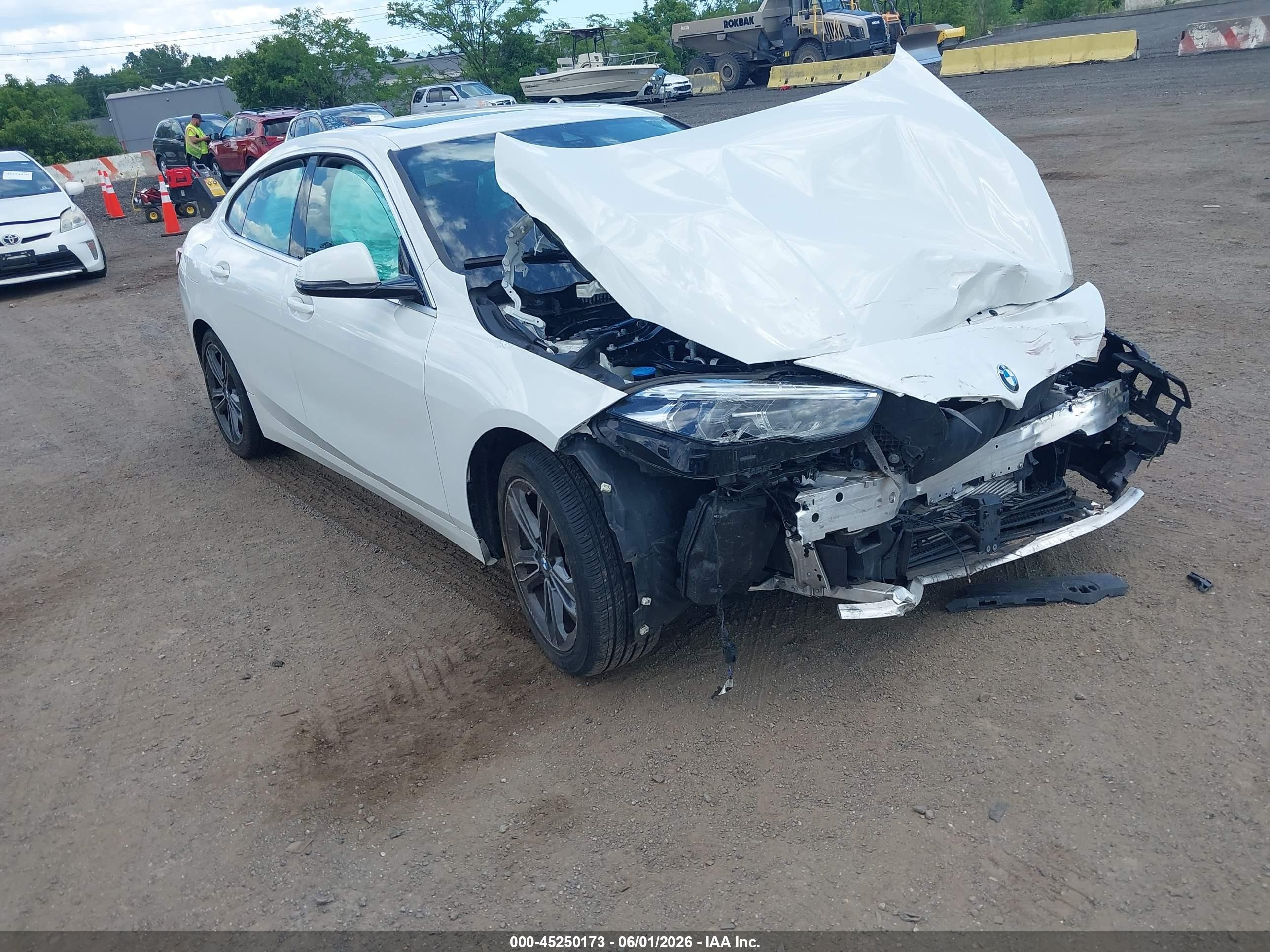 2021 BMW 2 Series 228i xDrive, VIN WBA73AK05M7J29385 — Front end