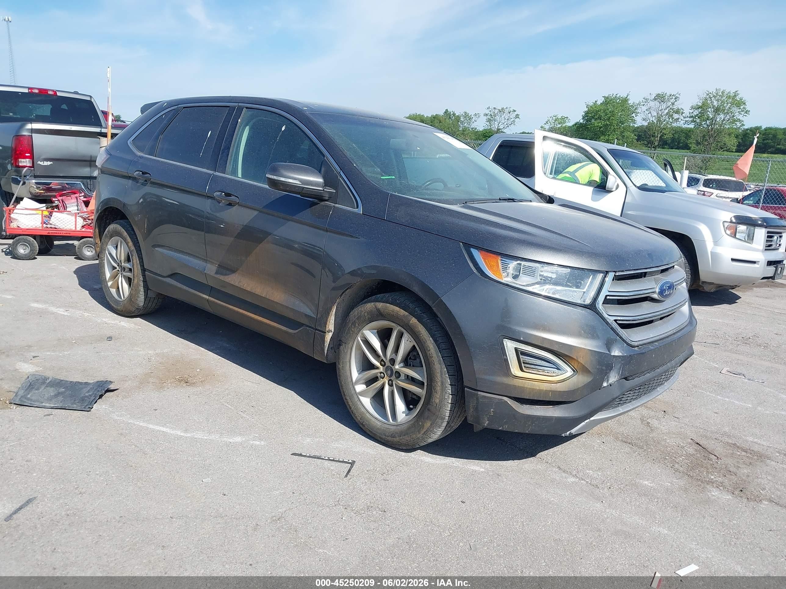 2015 Ford Edge SEL, VIN 2FMTK3J92FBB51821 — Rear end