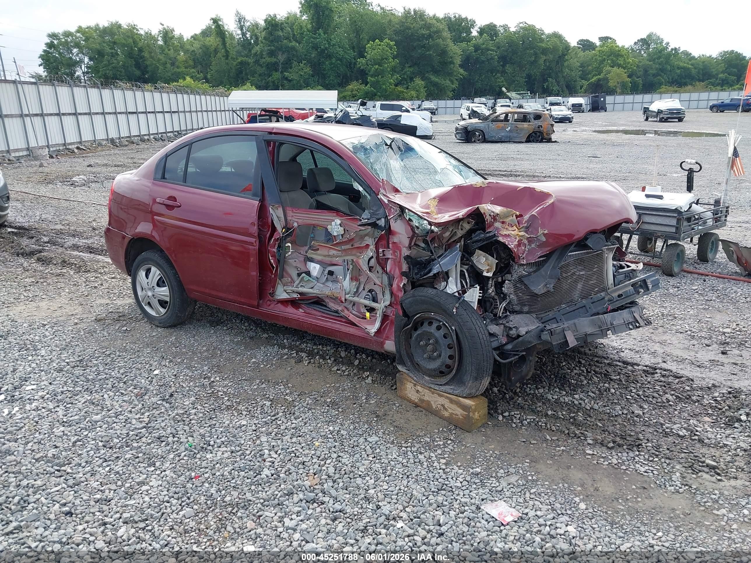 2010 Hyundai Accent GLS, VIN KMHCN4AC4AU459746 — Front end