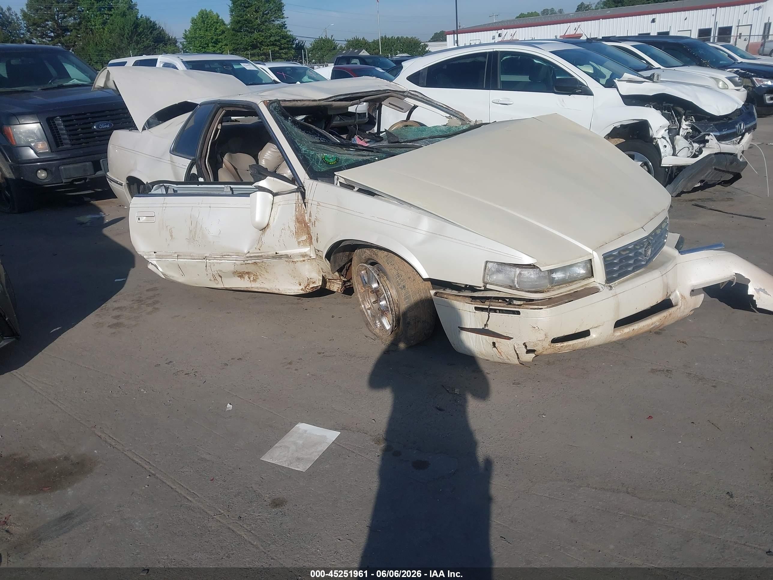 1997 Cadillac Eldorado, VIN 1G6EL12Y7VU611409 — All over