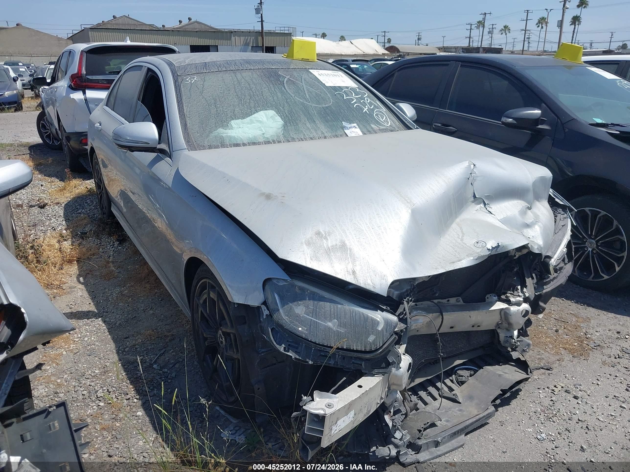 2021 Mercedes-Benz E 350, VIN W1KZF8DB7MA925655 — Auction photo