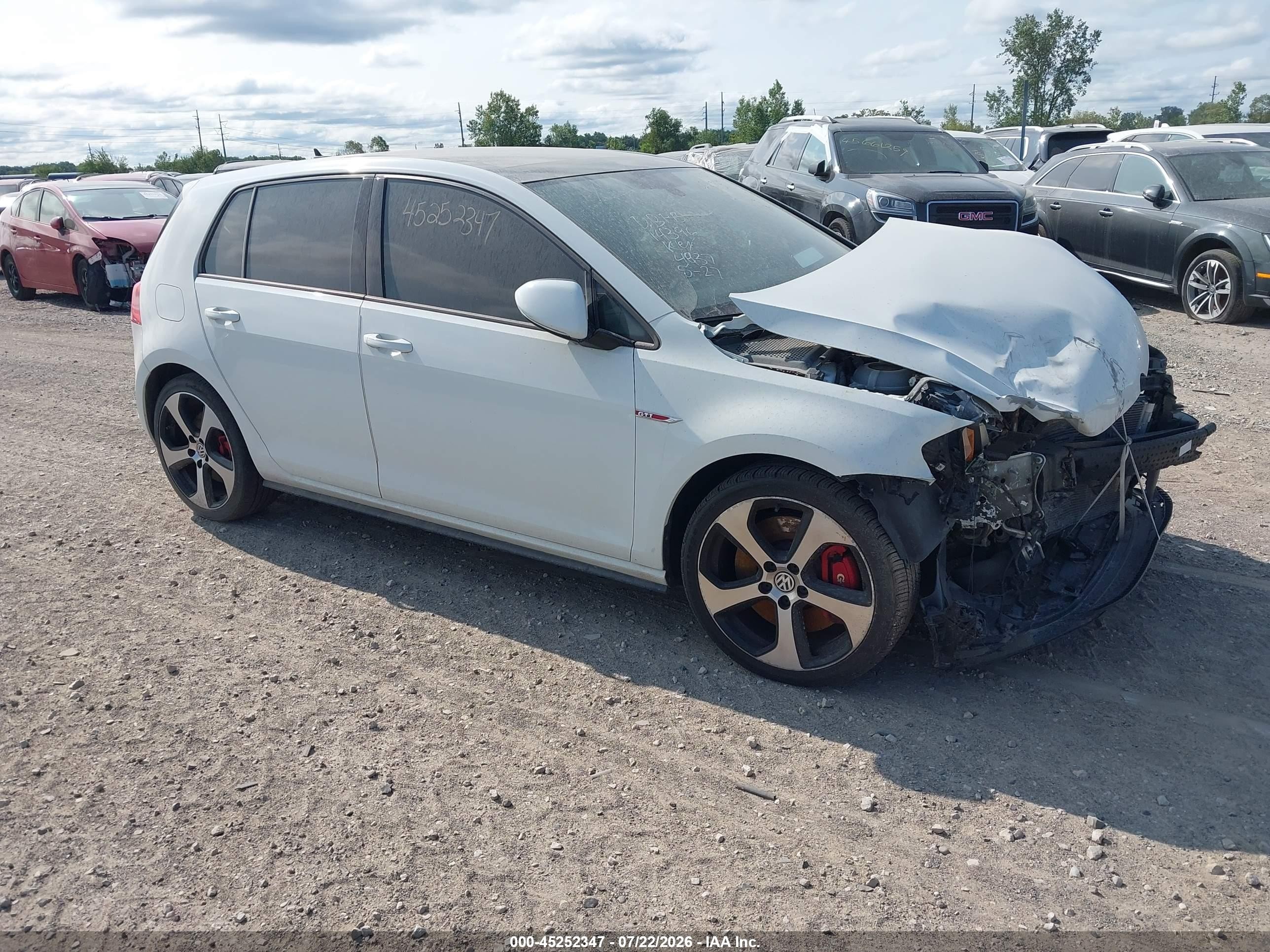 2017 Volkswagen Golf GTI S, VIN 3VW447AU3HM004937 — Front end