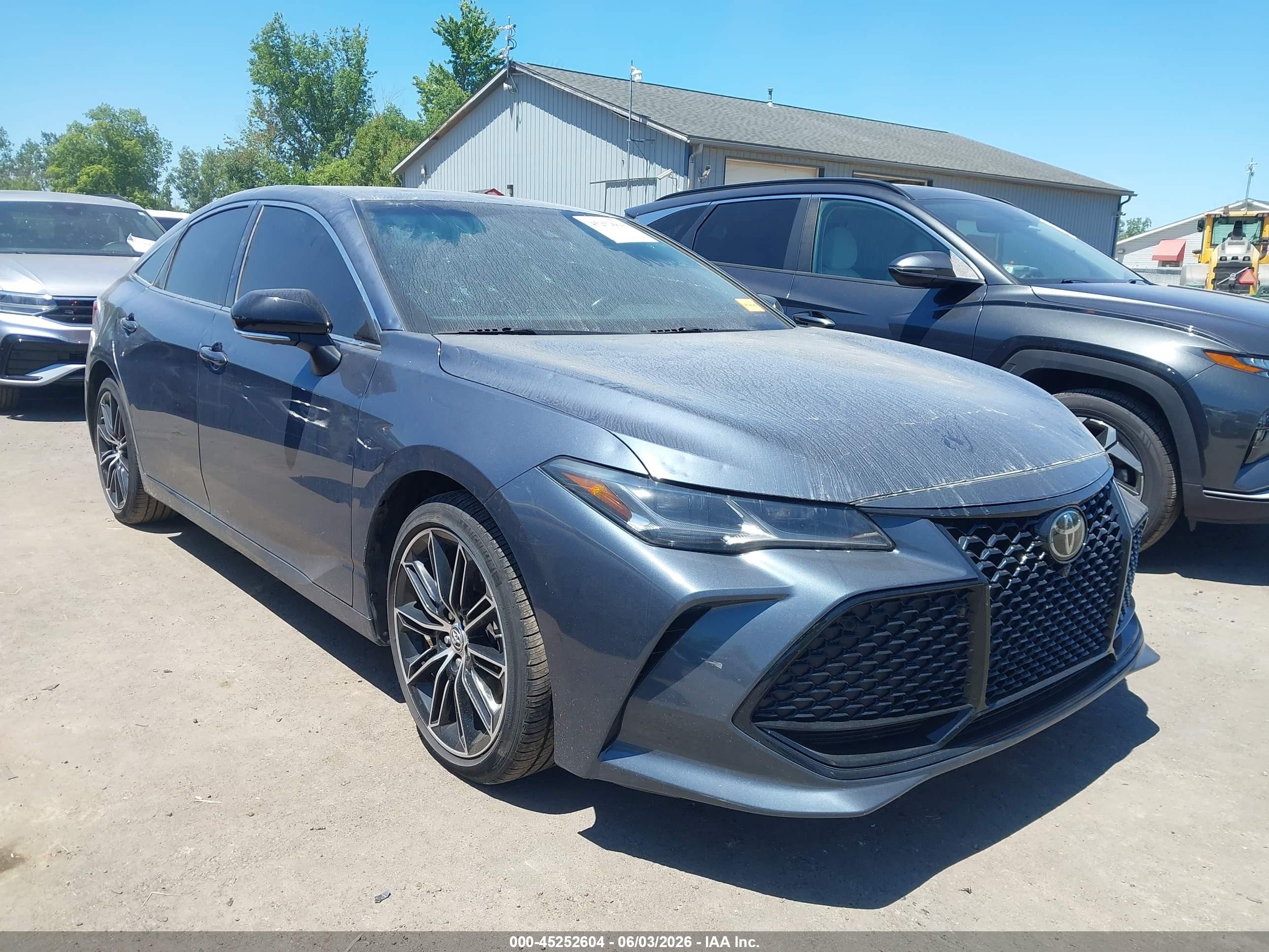 2019 Toyota Avalon Limited, VIN 4T1BZ1FB3KU019775 — Hail