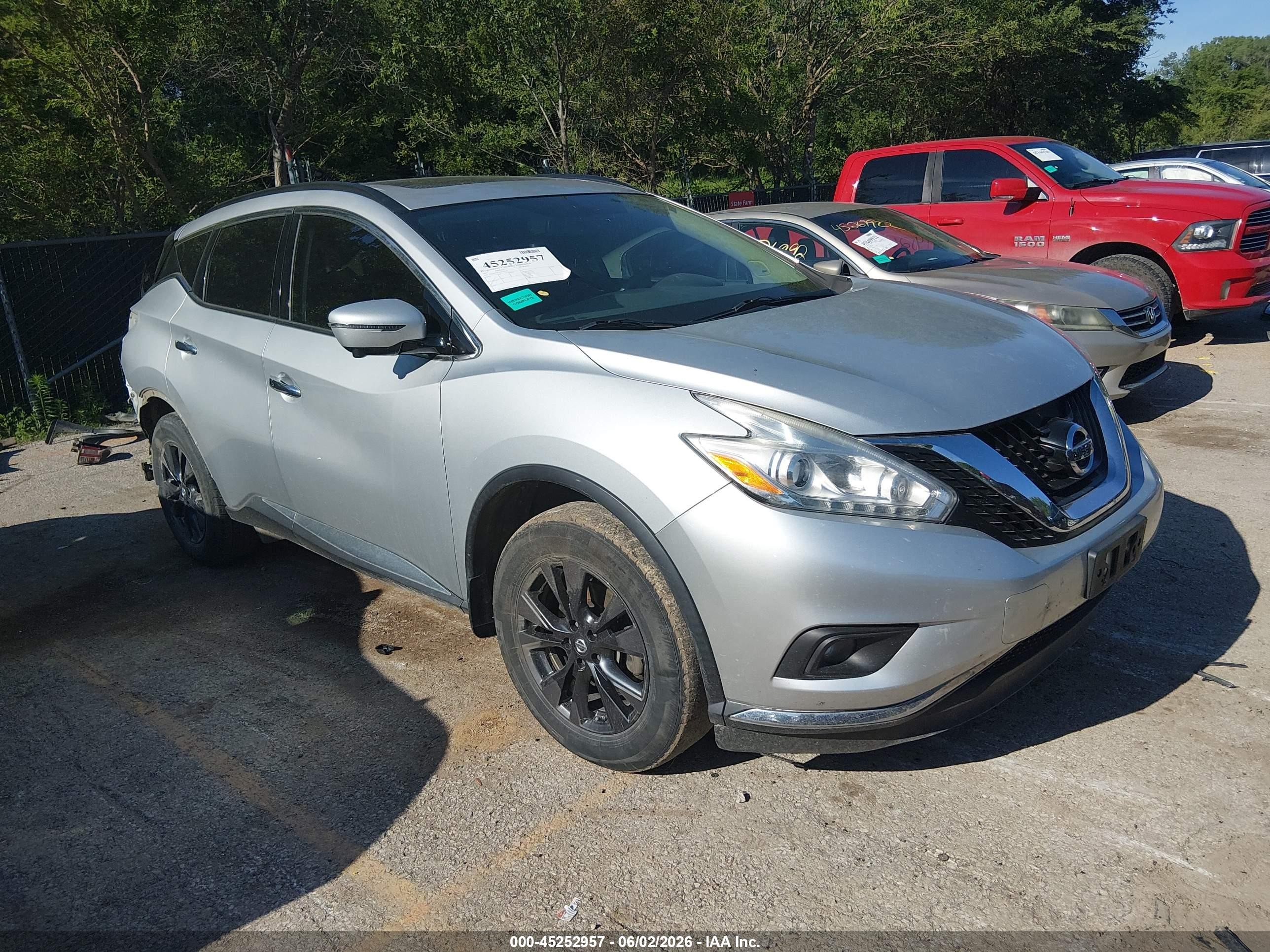 2017 Nissan Murano SL, VIN 5N1AZ2MG1HN163196 — Rear end