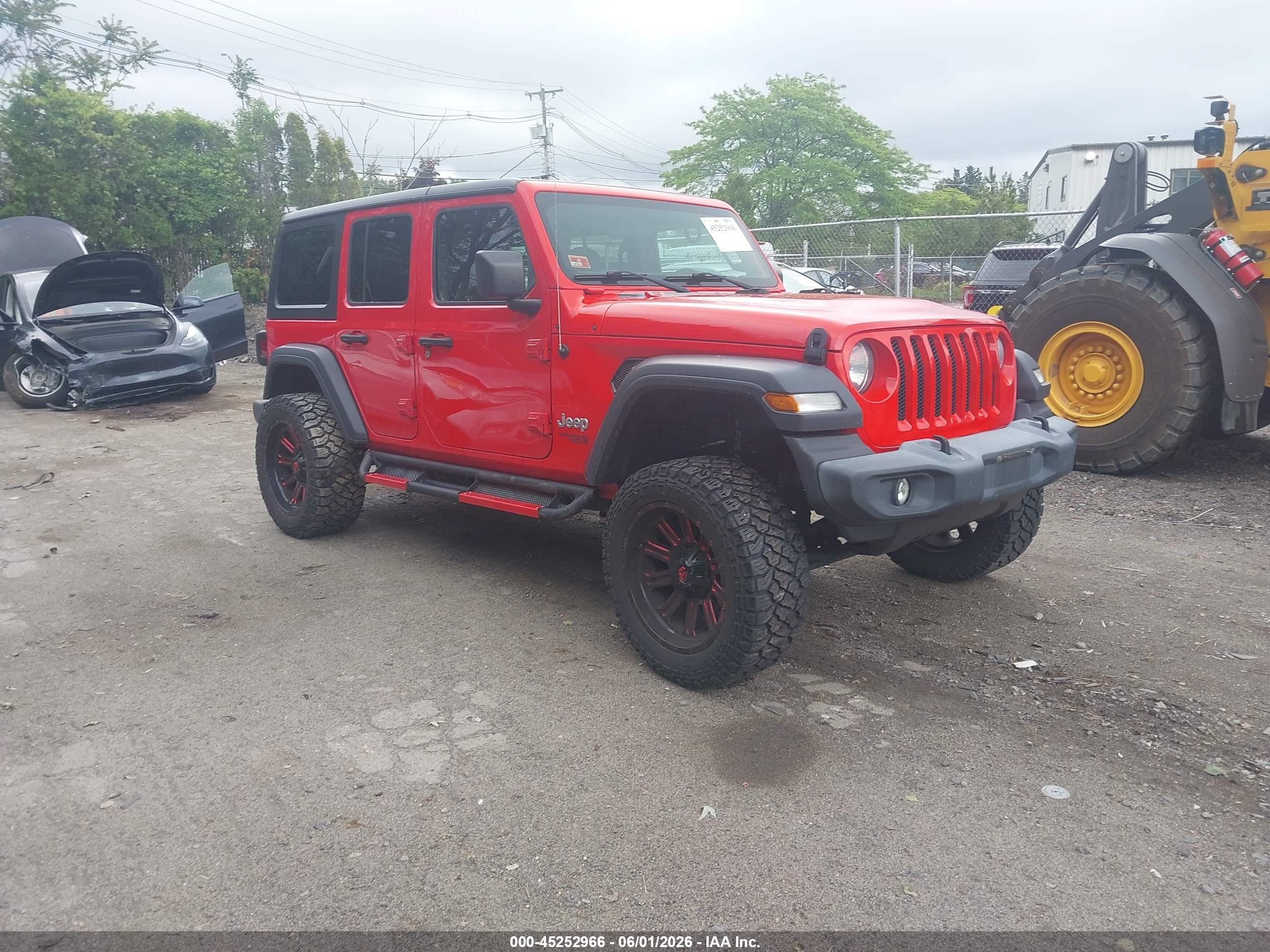 2018 Jeep Wrangler Unlimited Sport S, VIN 1C4HJXDG0JW307411 — Frame damage