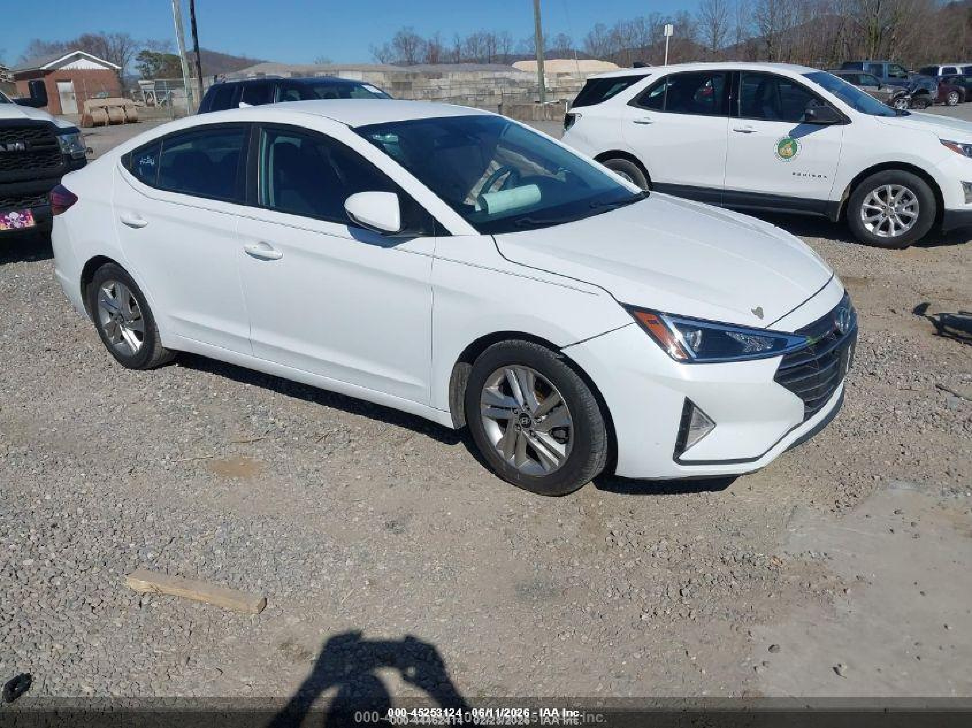 2019 Hyundai Elantra SEL, VIN 5NPD84LF7KH403609 — Front end