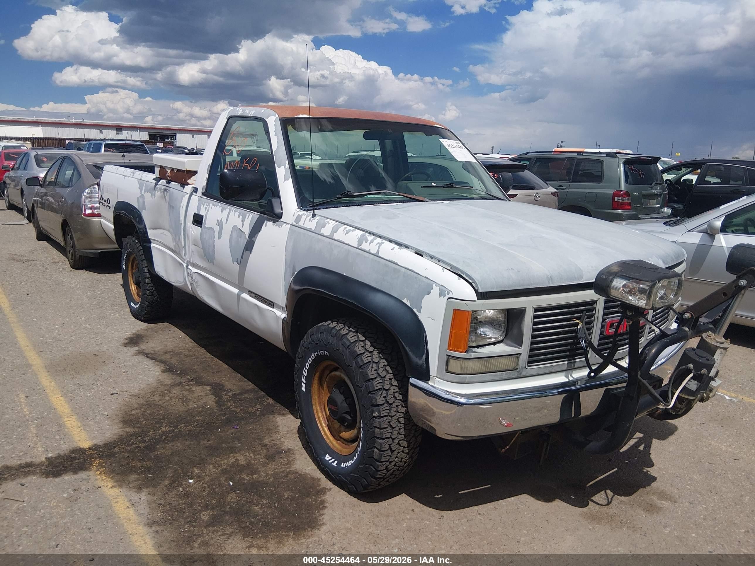 1993 GMC Sierra 3500HD SRW Work Truck, VIN 1GTHK34K6PE504494 — Biohazard / chemical