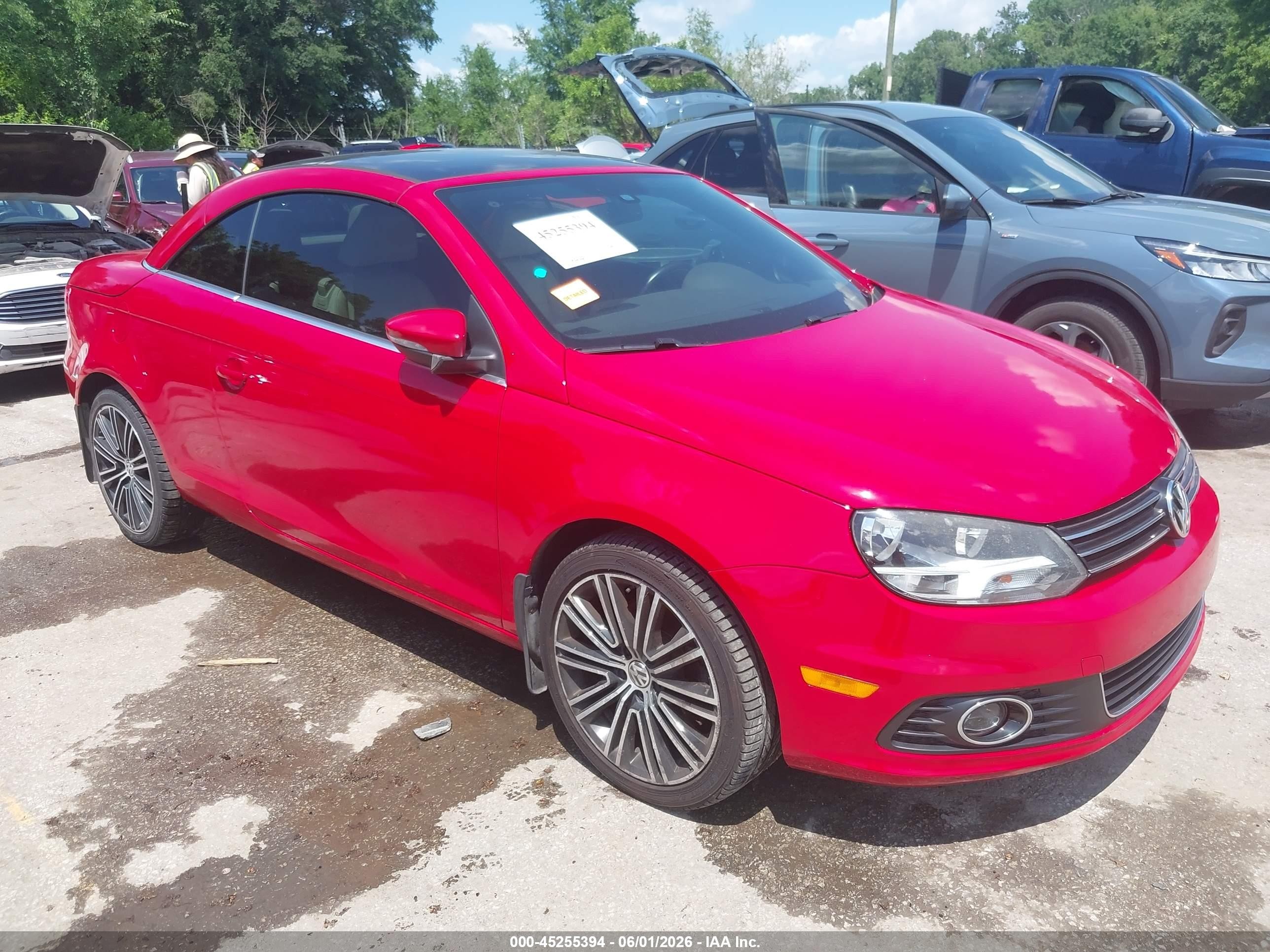 2012 Volkswagen Eos Executive, VIN WVWFW7AH2CV003883 — Side
