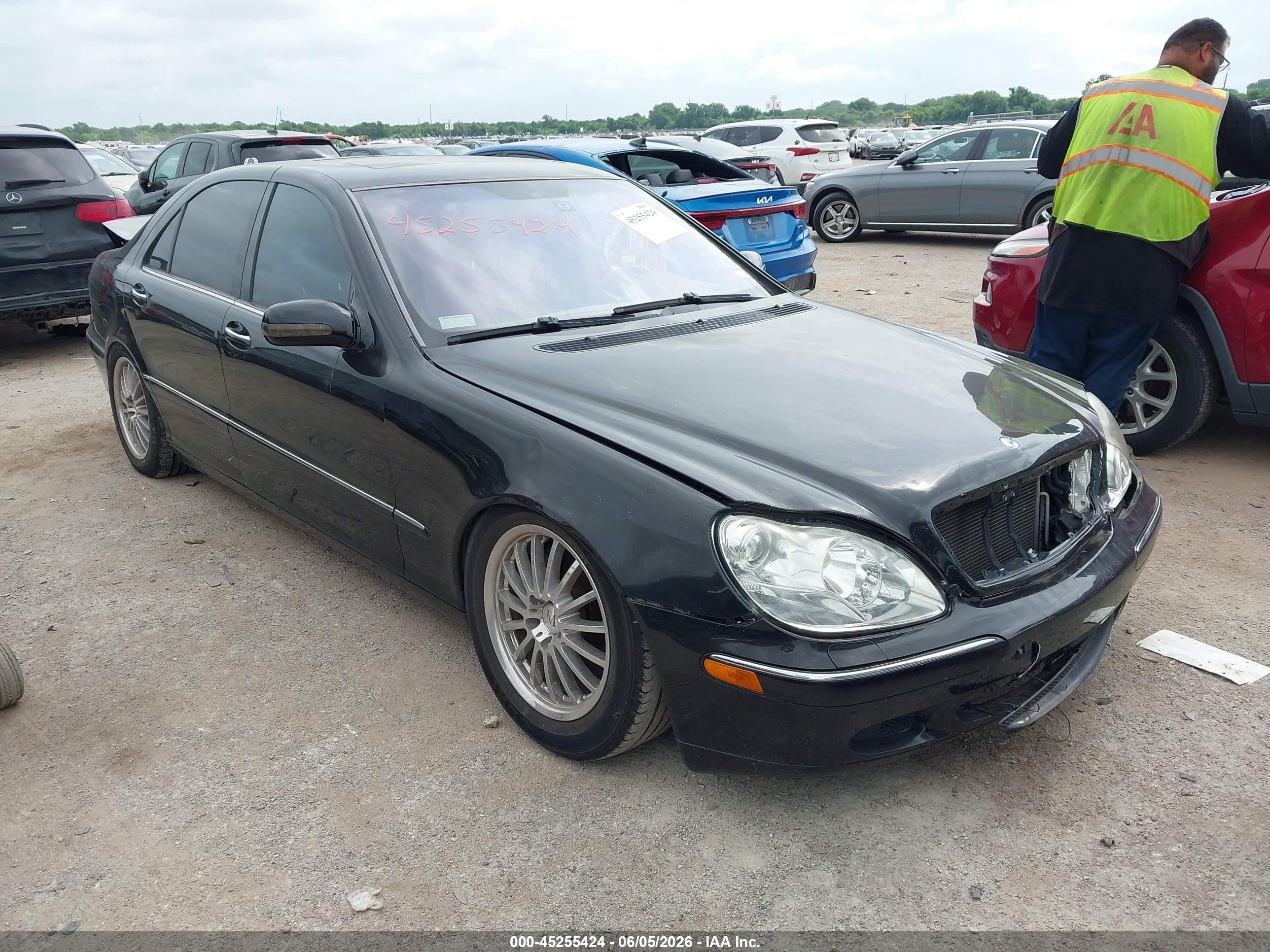 2001 Mercedes-Benz S 320/430/500, VIN WDBNG70J91A193178 — Rear end
