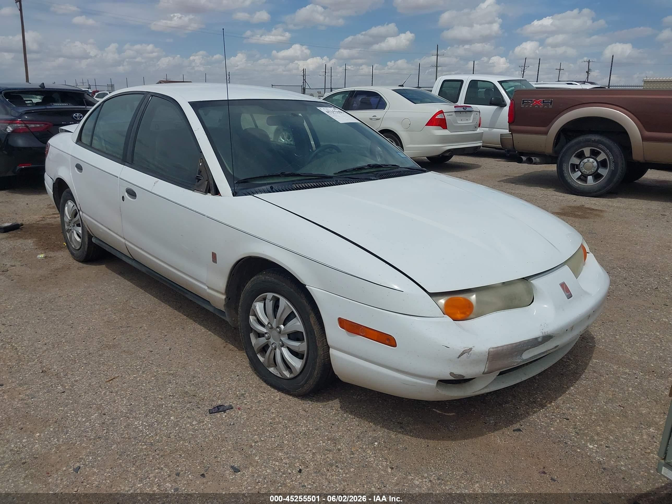 2001 Saturn SL, VIN 1G8ZH54811Z295646 — Side