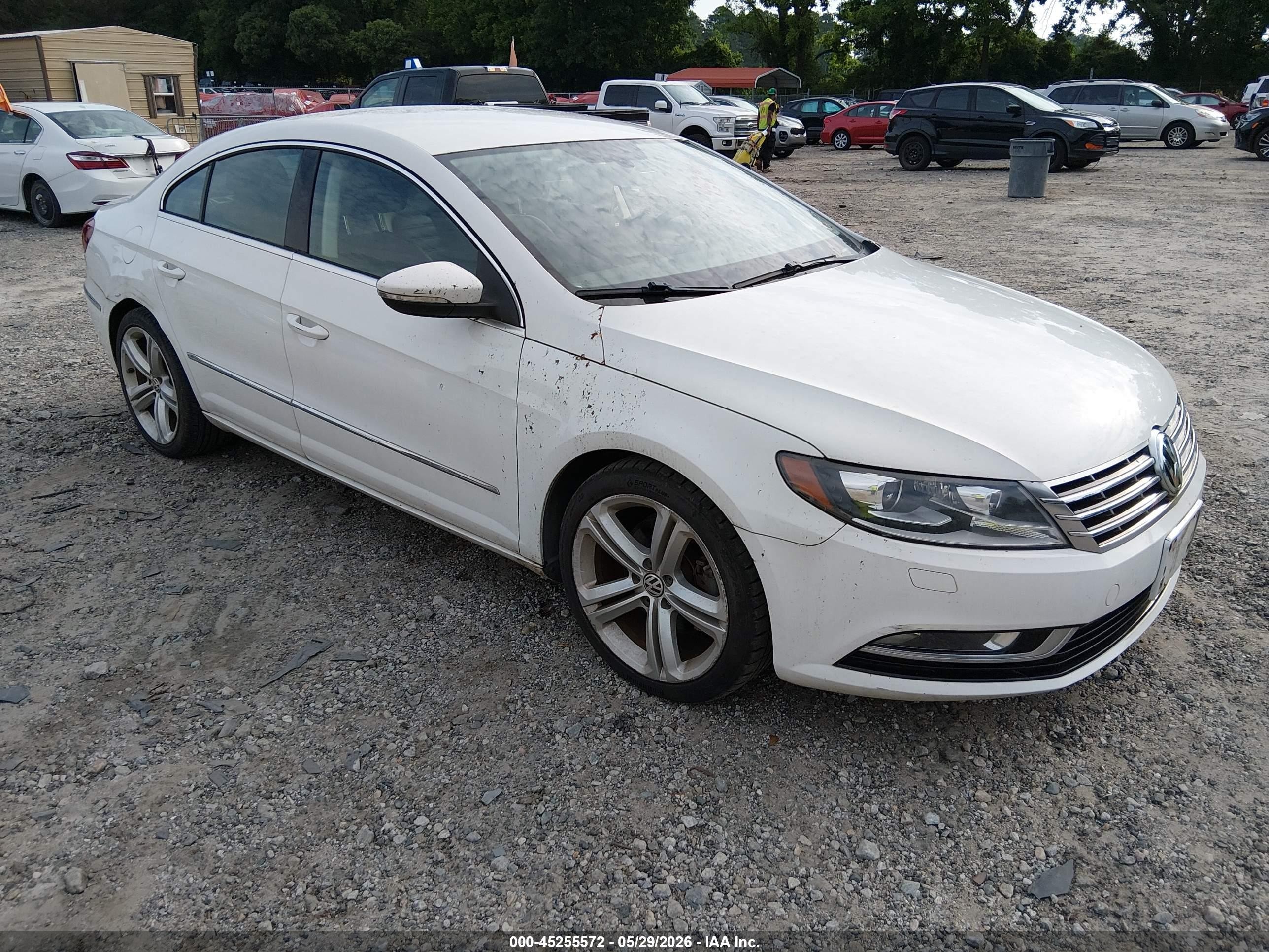 2013 Volkswagen CC R-Line, VIN WVWBP7AN0DE510655 — Normal wear