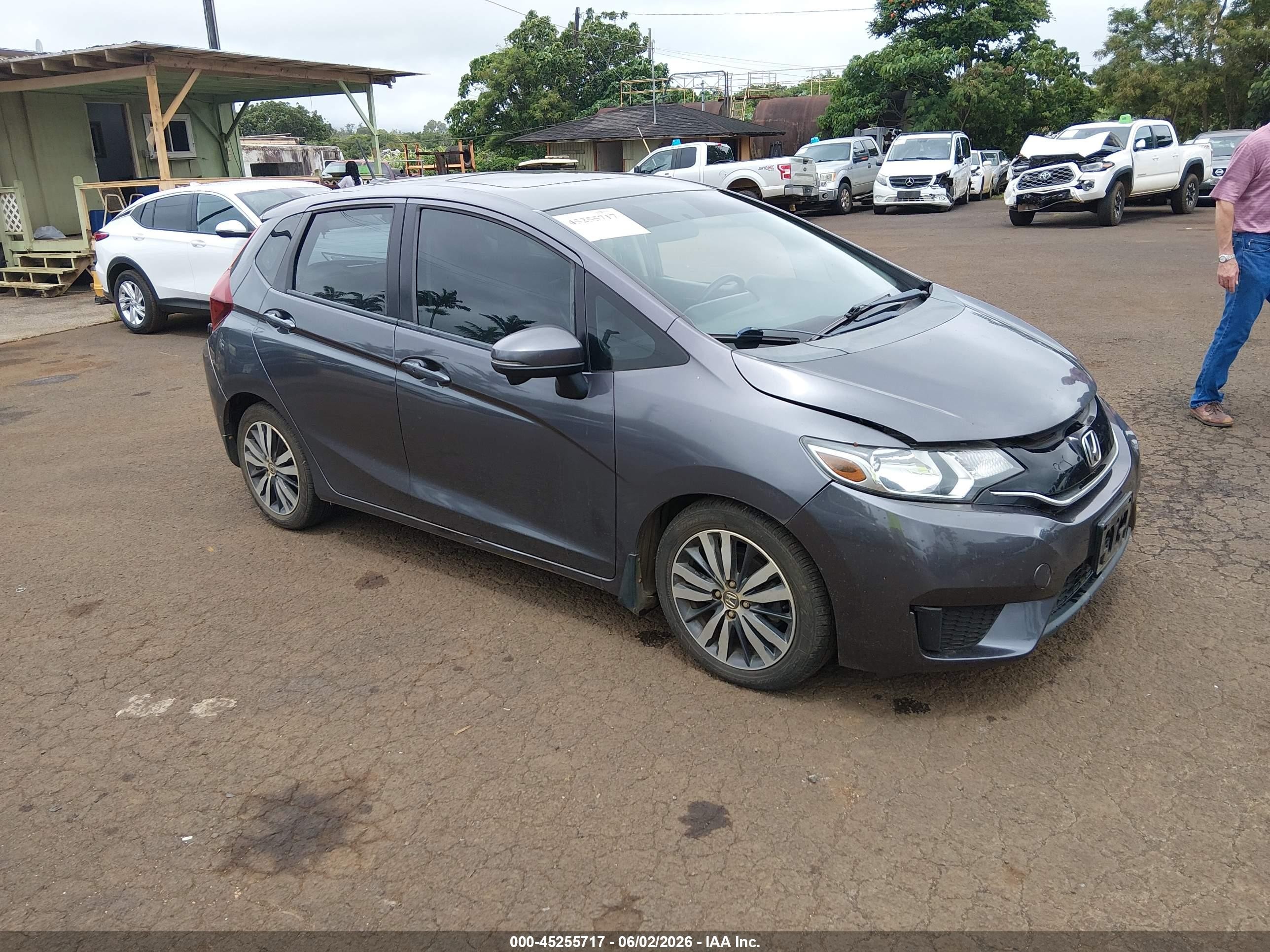 2015 Honda Fit EX-L, VIN 3HGGK5H82FM706278 — Side