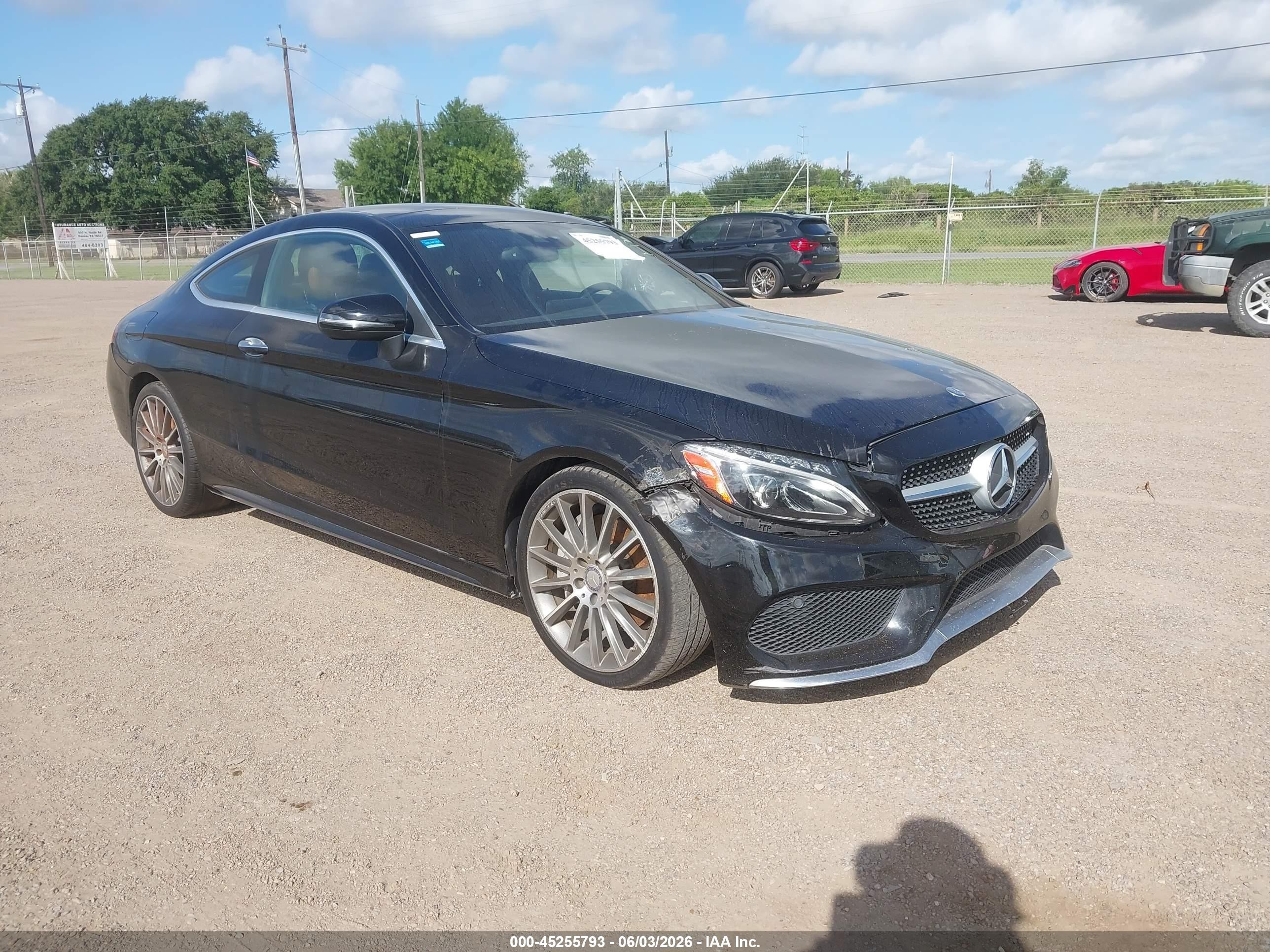 2017 Mercedes-Benz C 300, VIN WDDWJ4JB0HF439292 — Front end