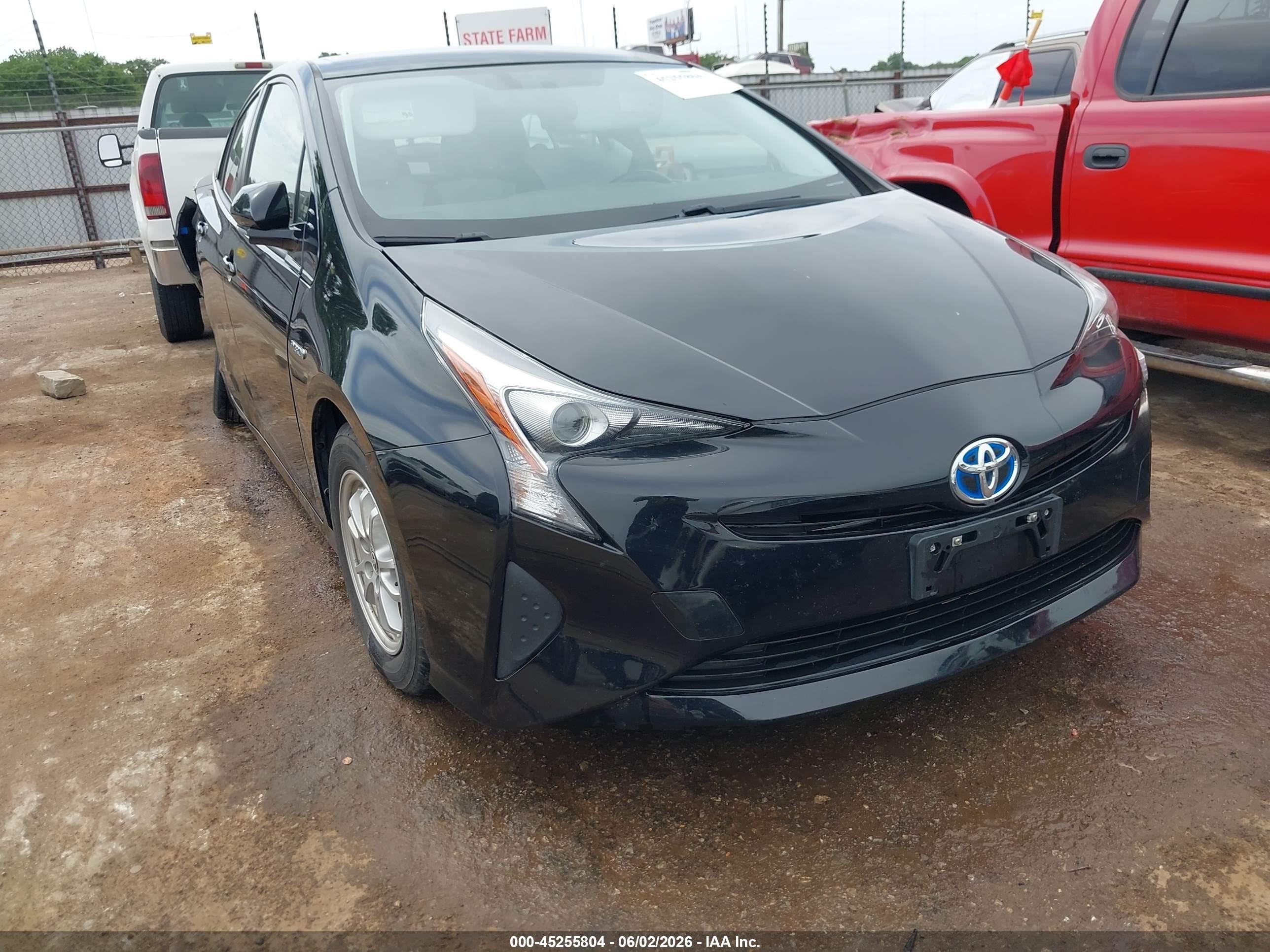 2016 Toyota Prius Four Touring, VIN JTDKARFU1G3504876 — Rear end