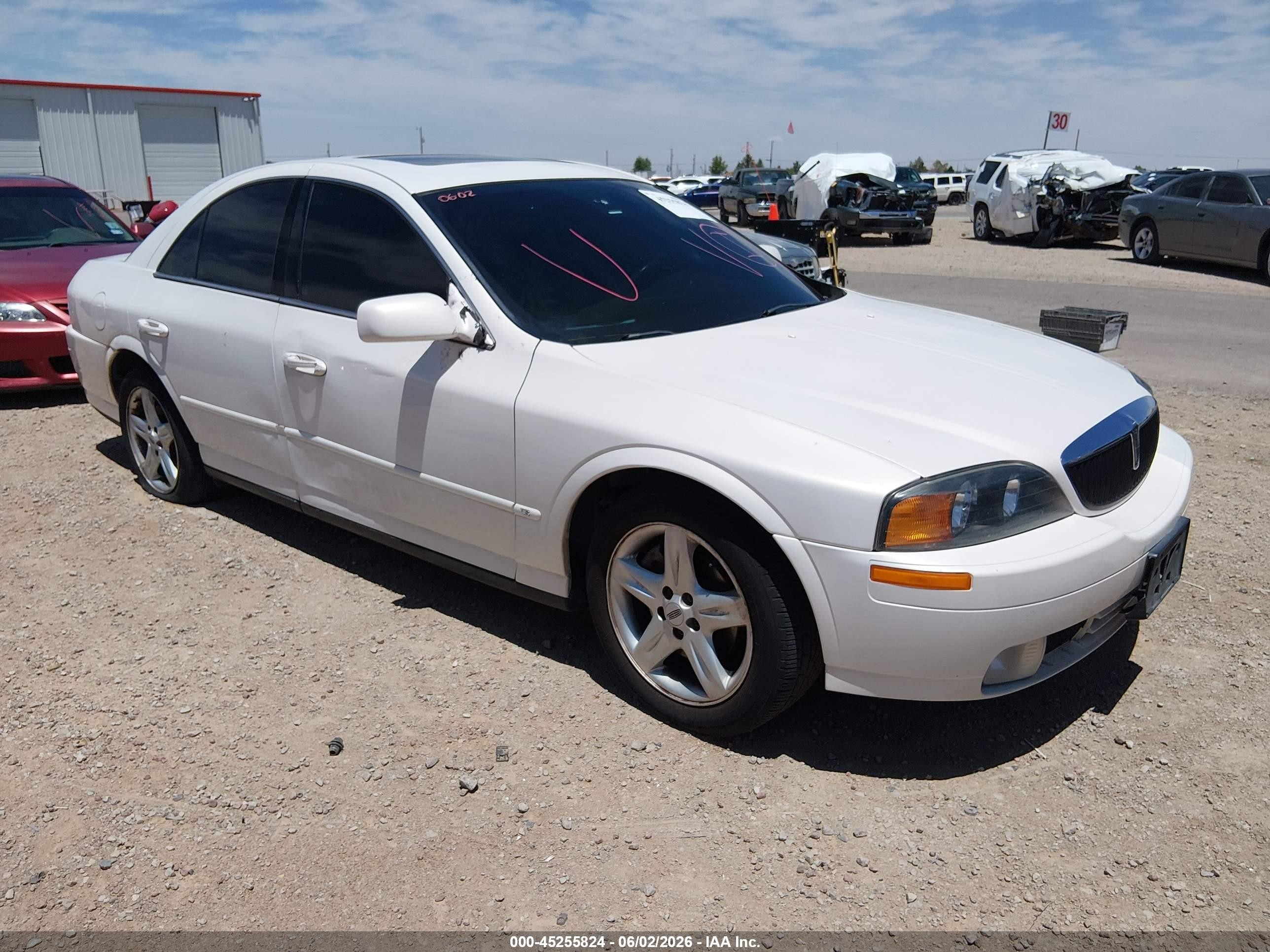 2001 Lincoln LS, VIN 1LNHM87A41Y605030 — Зад