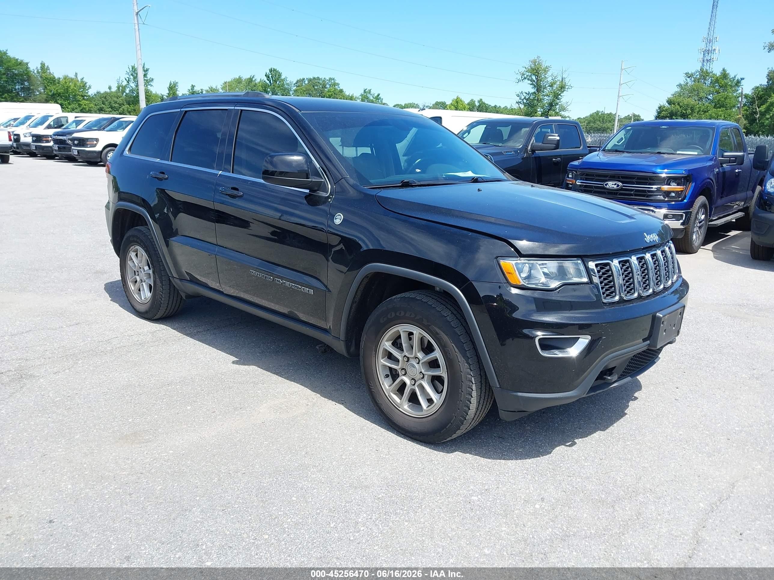 2020 Jeep Grand Cherokee Laredo E, VIN 1C4RJFAGXLC406258 — Normal wear