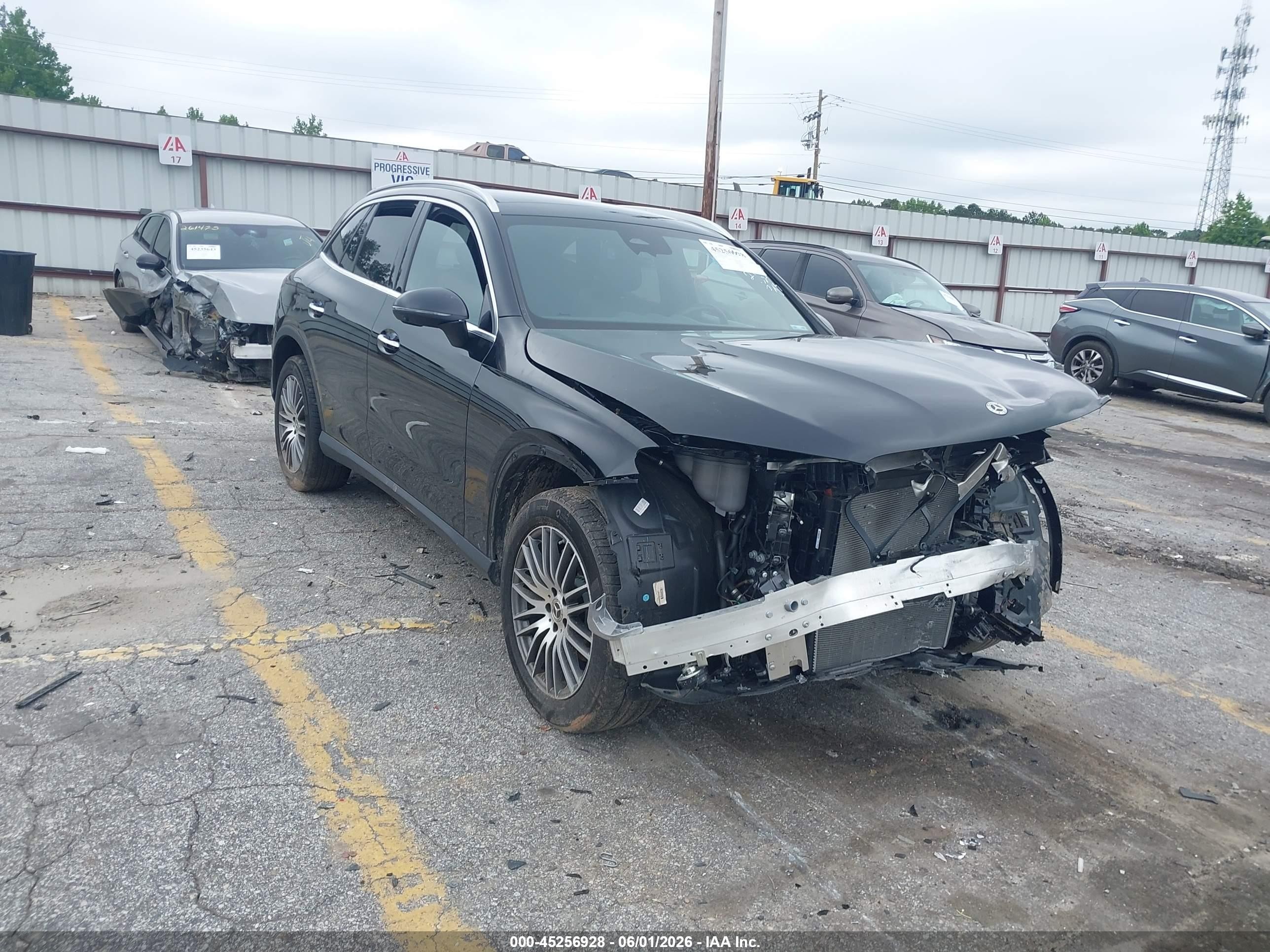 2024 Mercedes-Benz GLC 300, VIN W1NKM4GB8RF219531 — Front end
