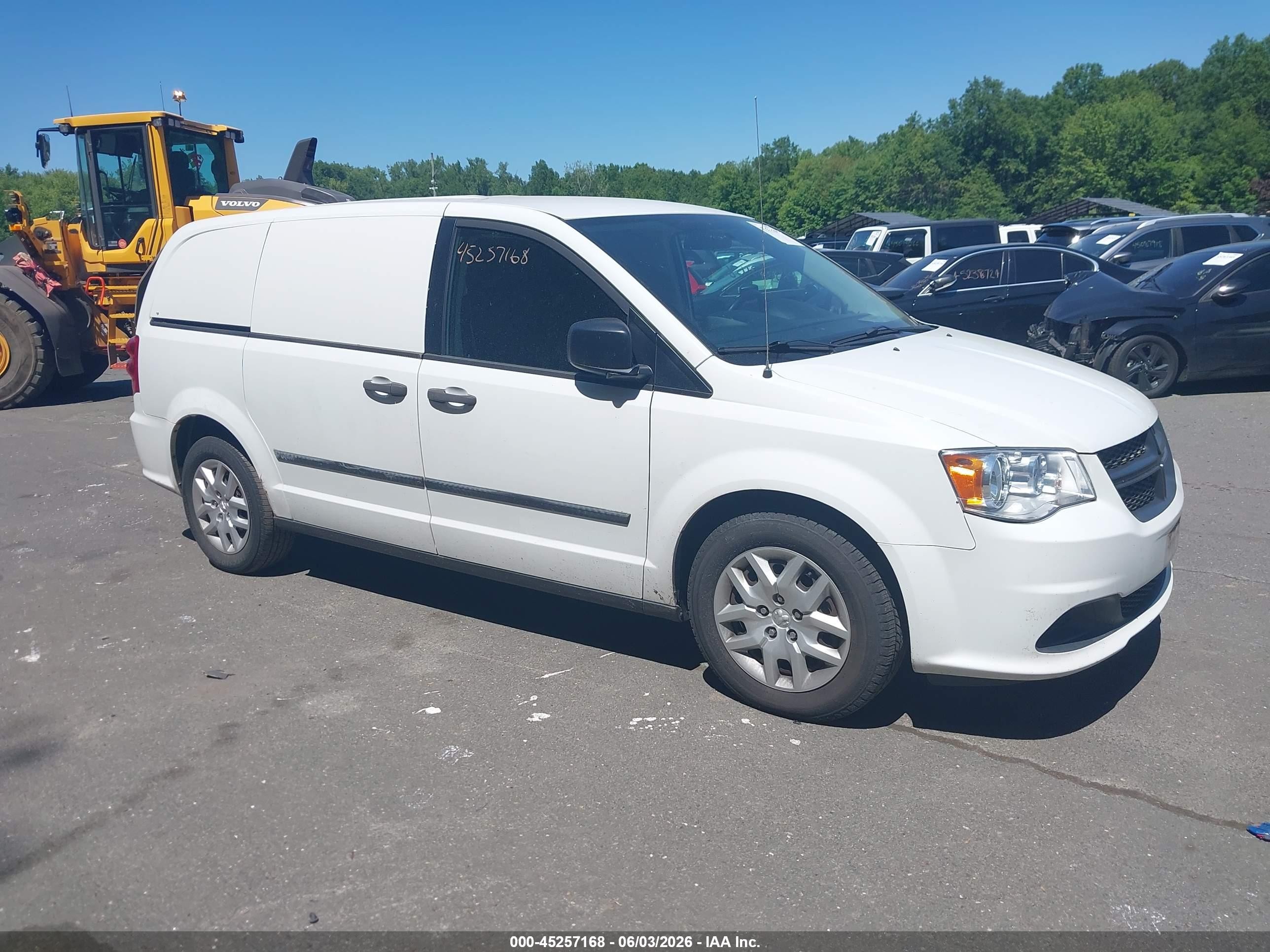 2014 Ram Cargo Van Tradesman, VIN 2C4RRGAG8ER411919 — Normal wear