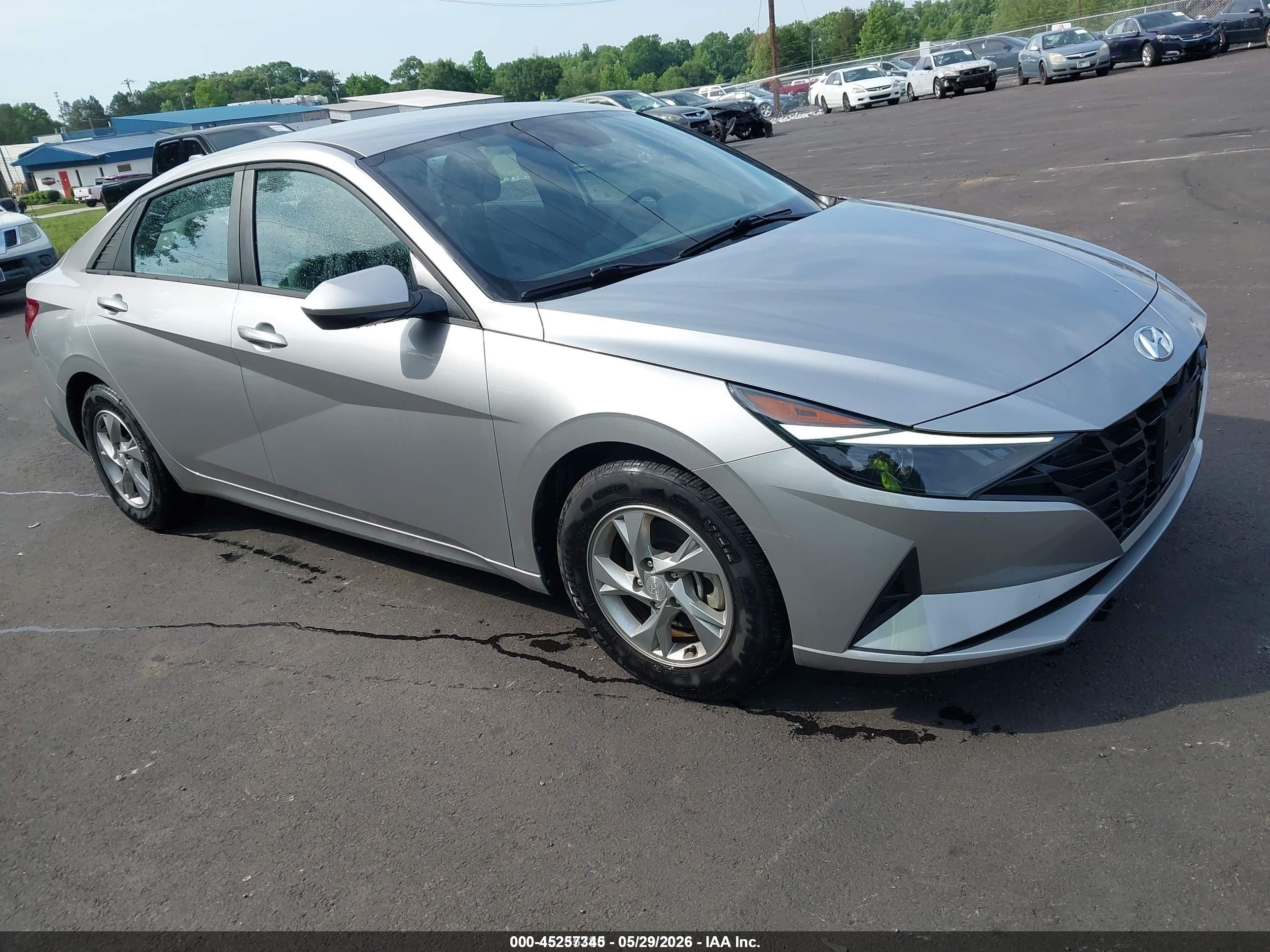 2021 Hyundai Elantra SE, VIN 5NPLL4AG0MH042913 — Normal wear