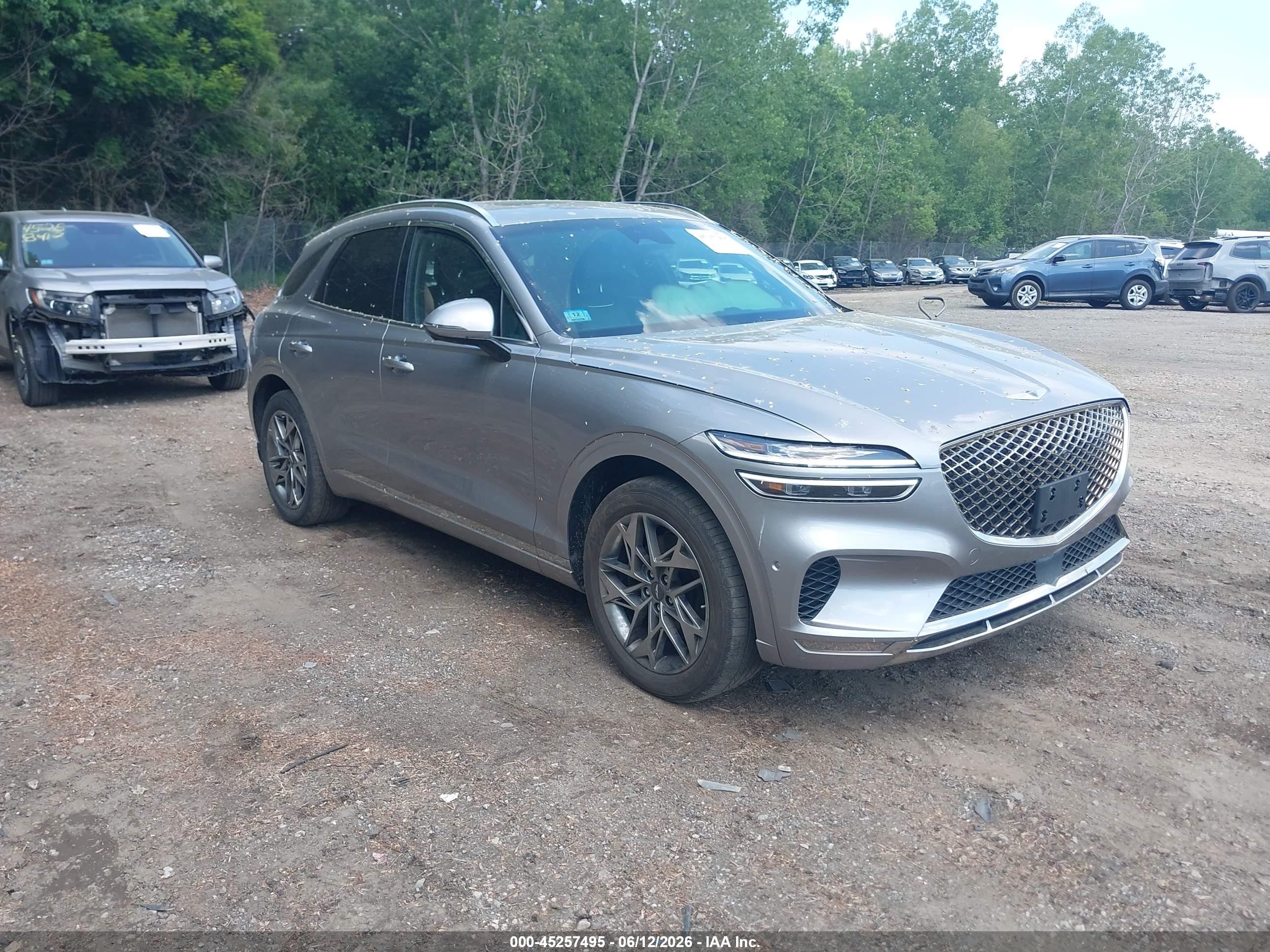 2022 Genesis GV70 2.5T, VIN KMUMADTB2NU045781 — Rear end