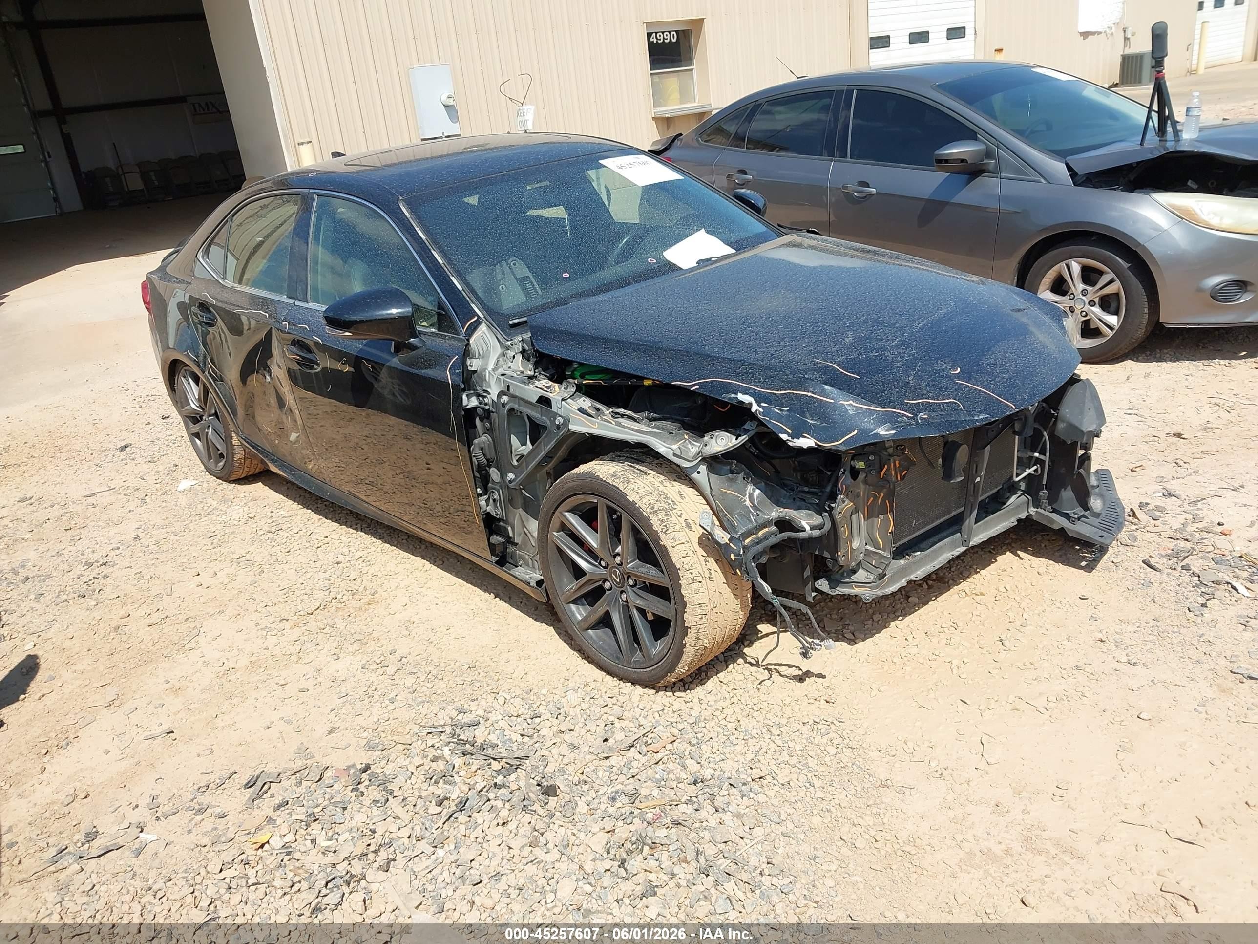 2014 Lexus IS 250, VIN JTHBF1D22E5039304 — Front end