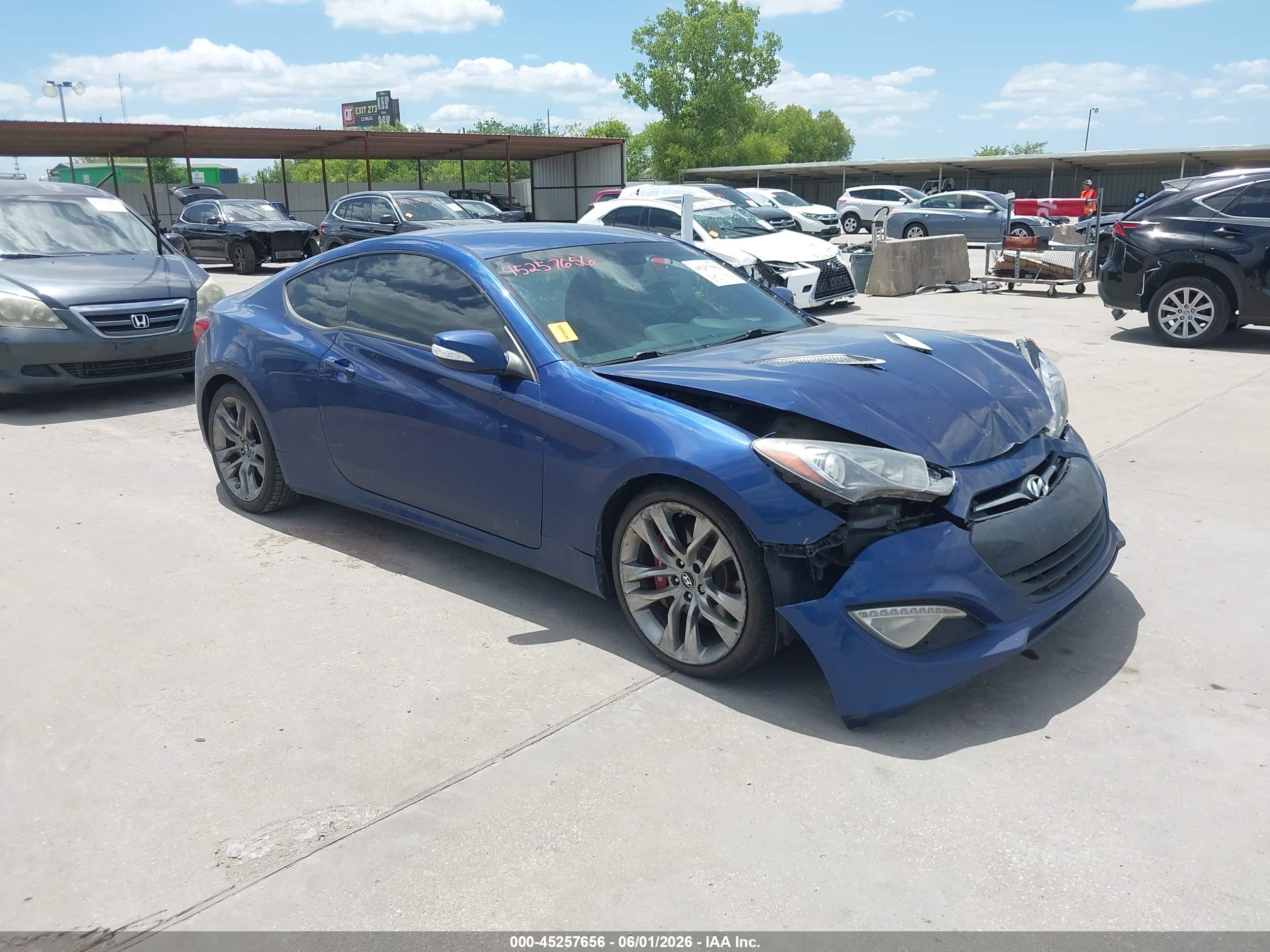 2015 Hyundai Genesis Coupe Ultimate, VIN KMHHU6KJ1FU127675 — Front end
