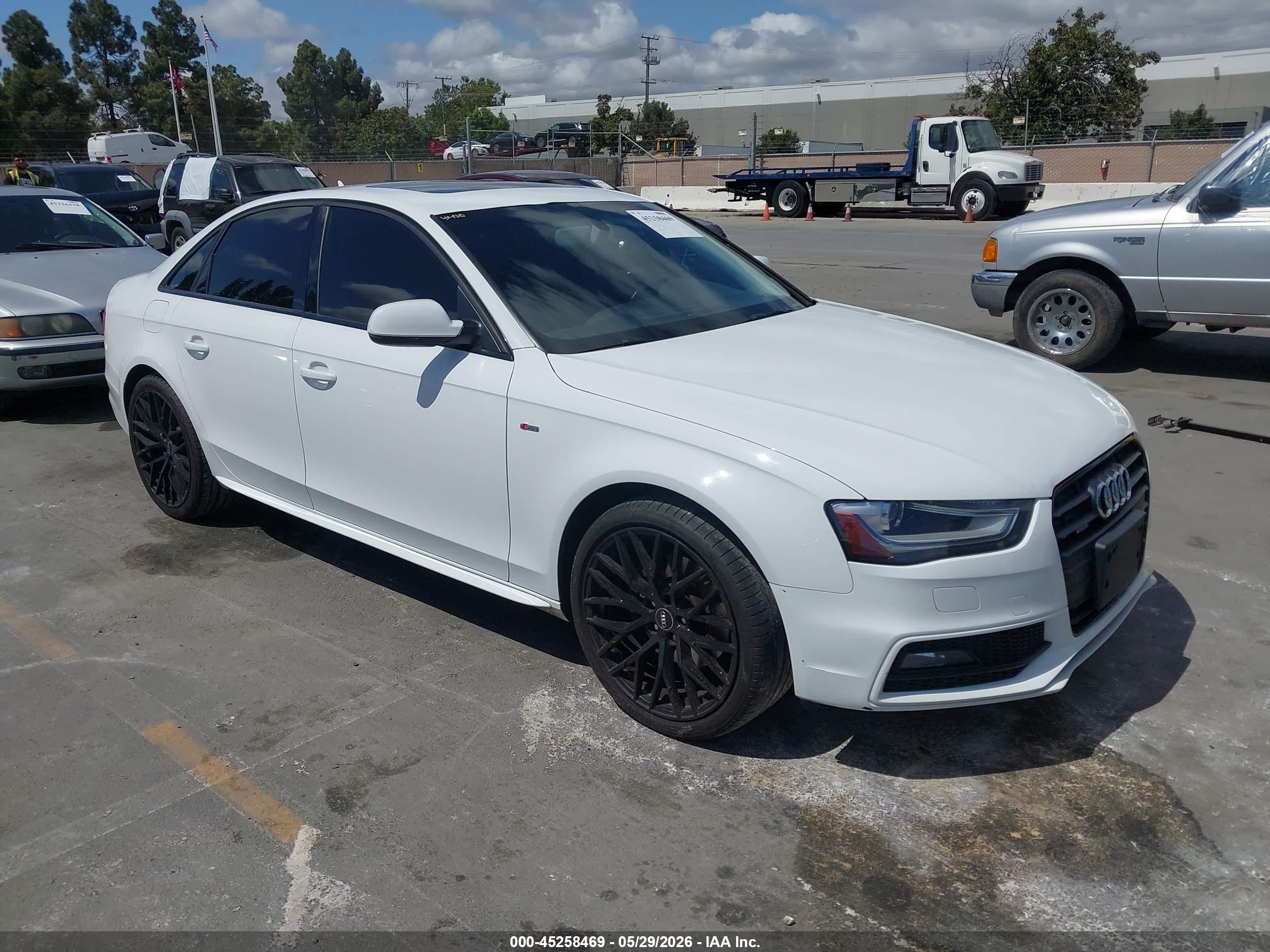 2016 Audi A4 Premium, VIN WAUBFAFL3GN015794 — Обычный износ