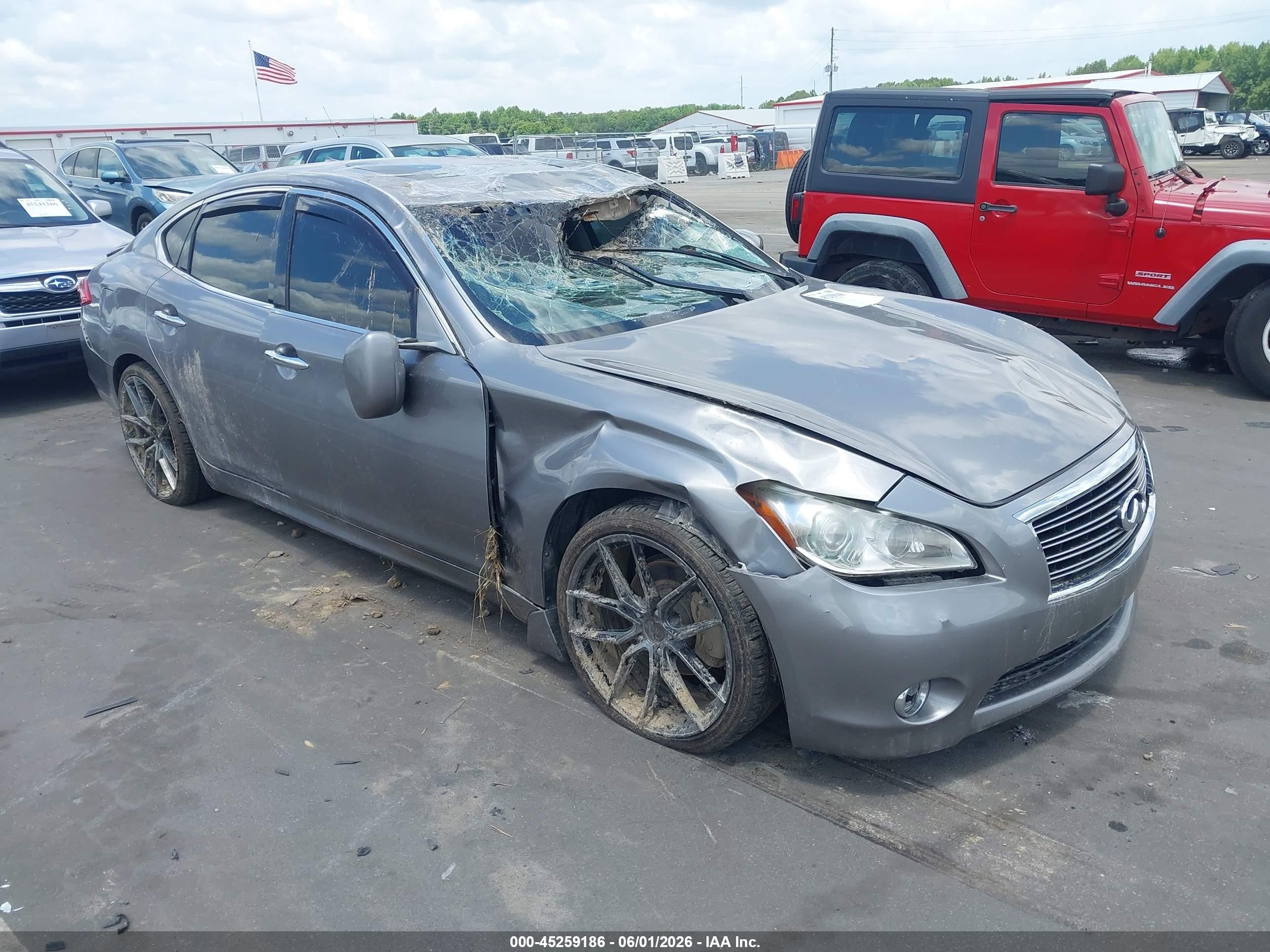 2013 Infiniti M, VIN JN1BY1APXDM512711 — Rollover