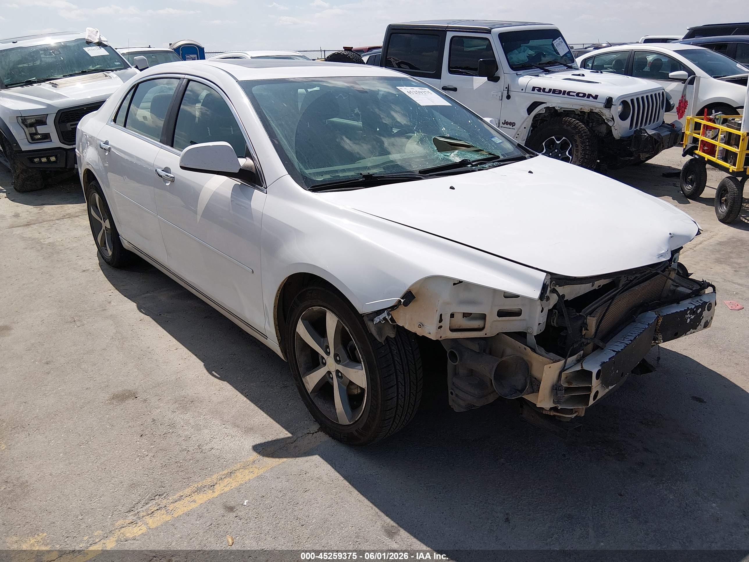 2012 Chevrolet Malibu 1LT, VIN 1G1ZC5E07CF329311 — Front end