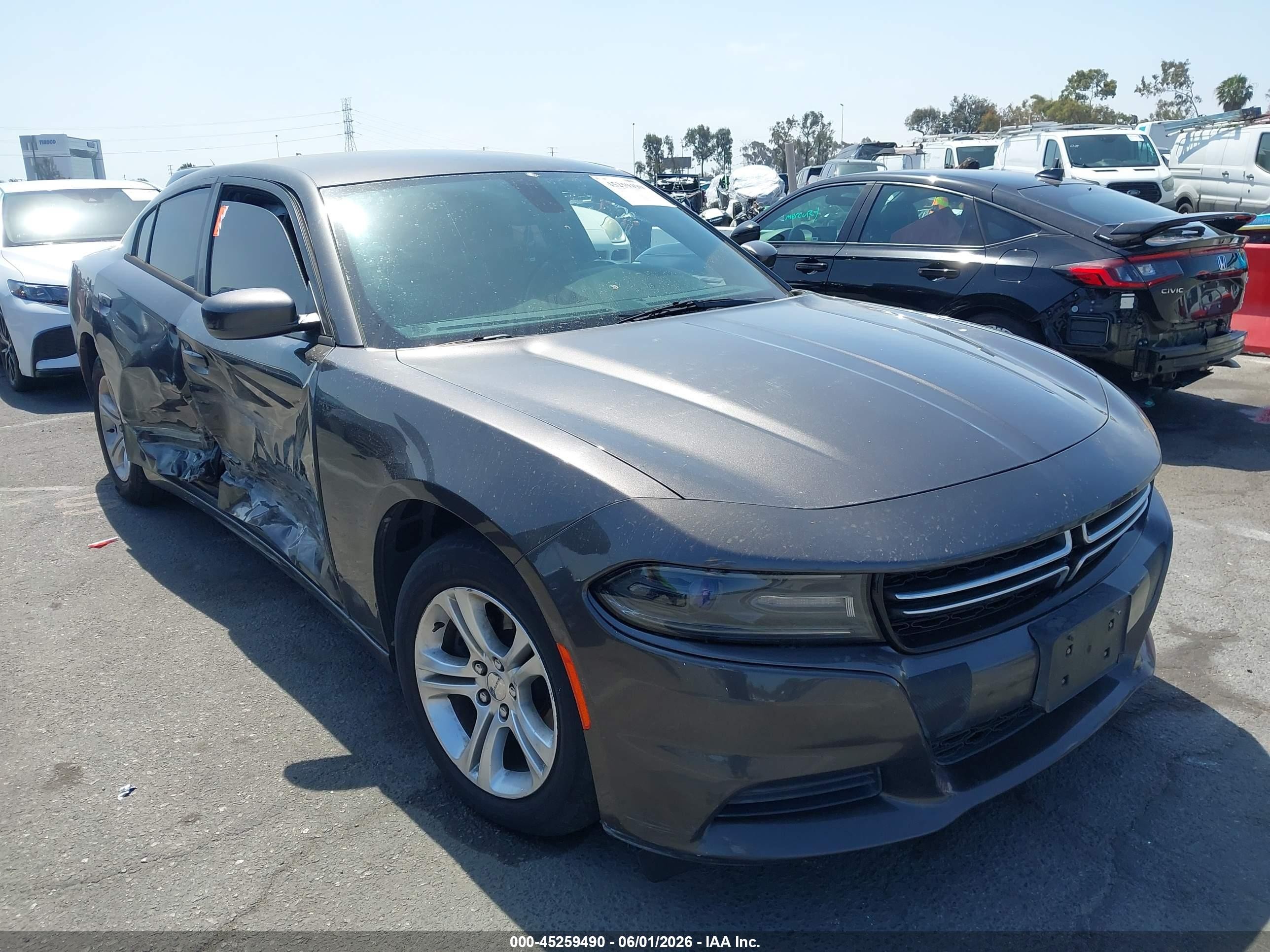 2015 Dodge Charger SE, VIN 2C3CDXBG7FH775960 — Side