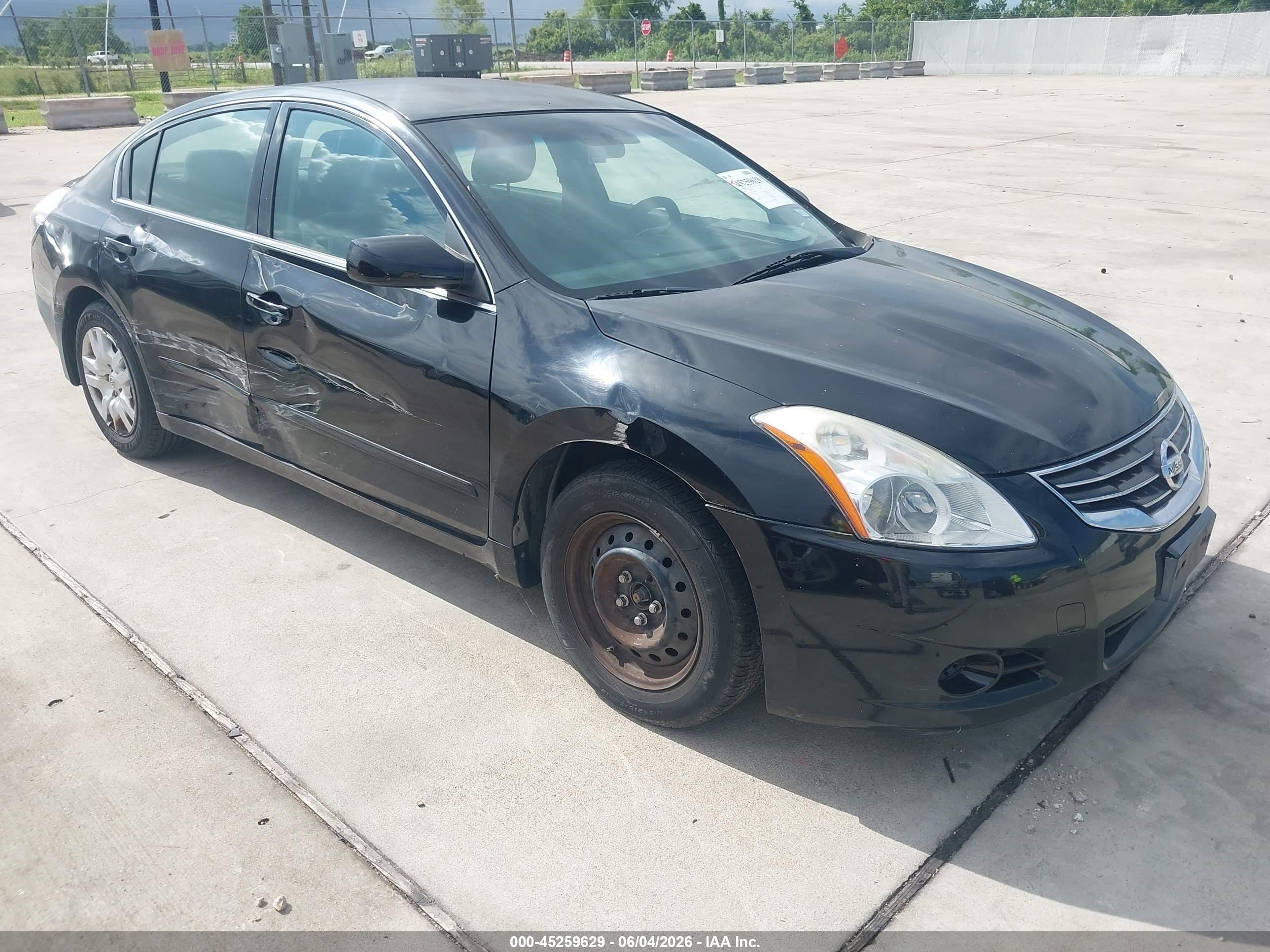 2012 Nissan Altima S, VIN 1N4AL2AP3CC234144 — Перед