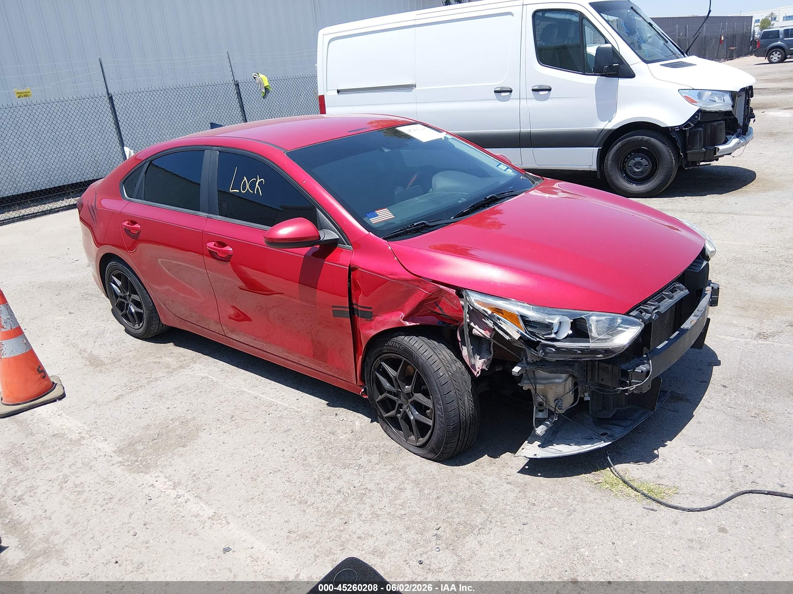 2019 Kia Forte LXS, VIN 3KPF24AD4KE056241 — Front end