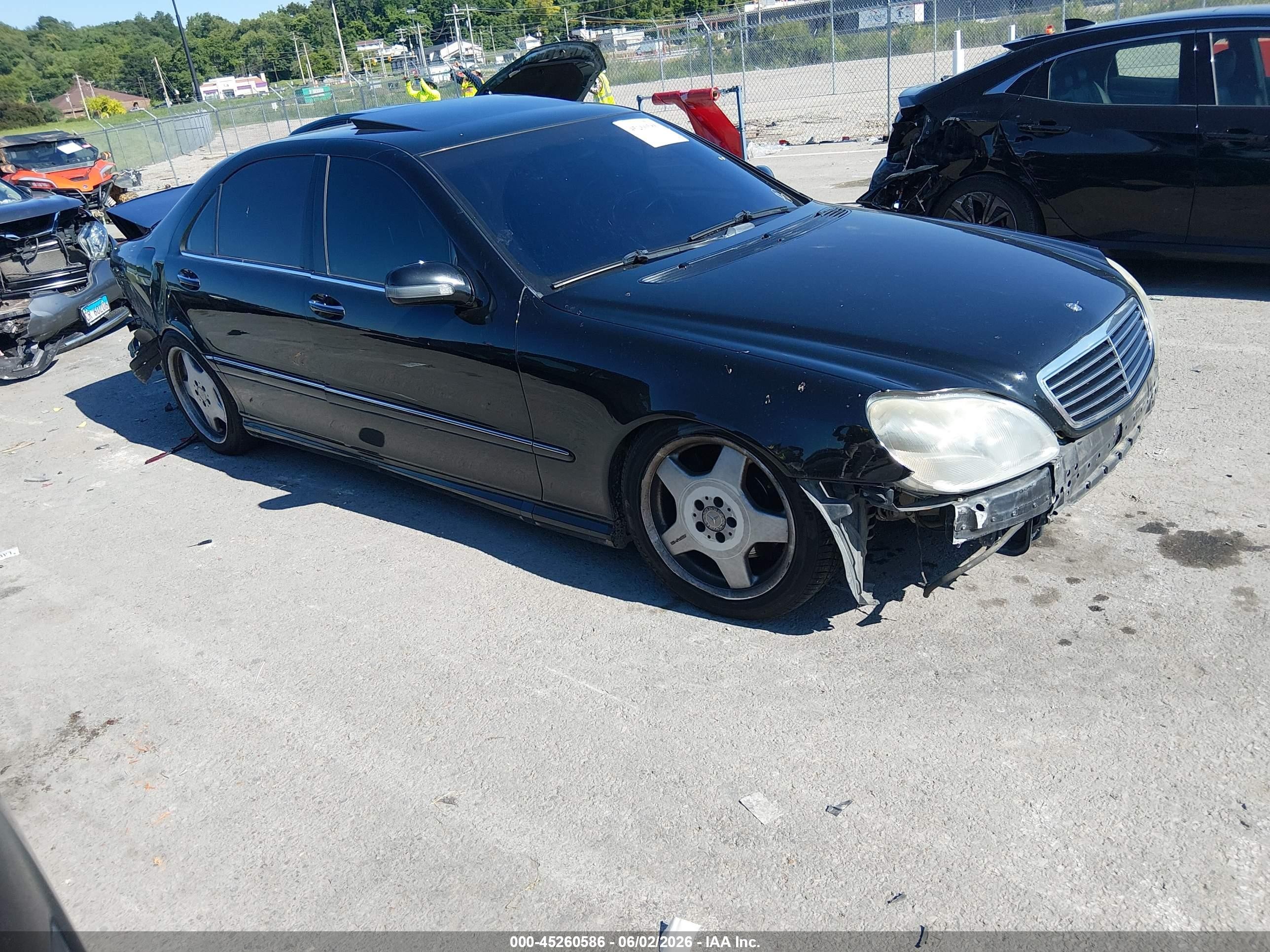 2002 Mercedes-Benz S 55 AMG, VIN WDBNG73J02A254205 — Front end