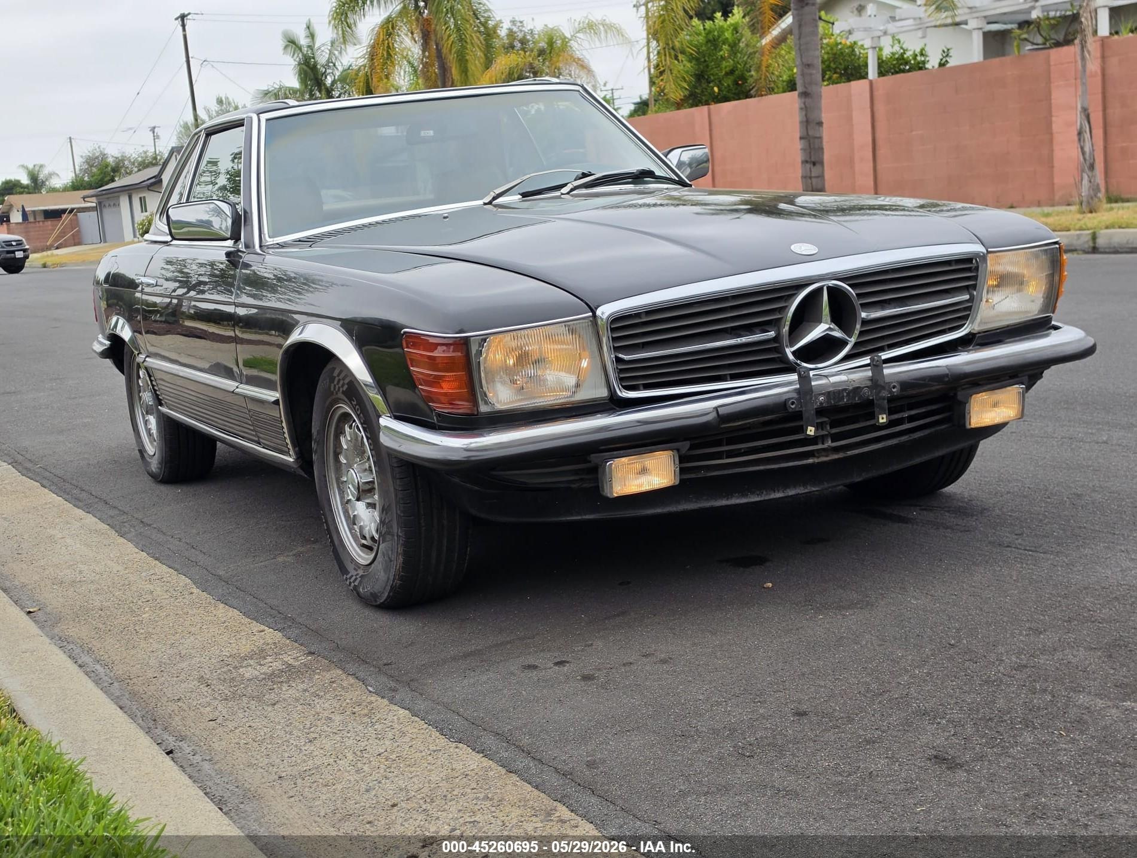 1981 Mercedes-Benz 280, VIN WDB10704212007957 — Normal wear