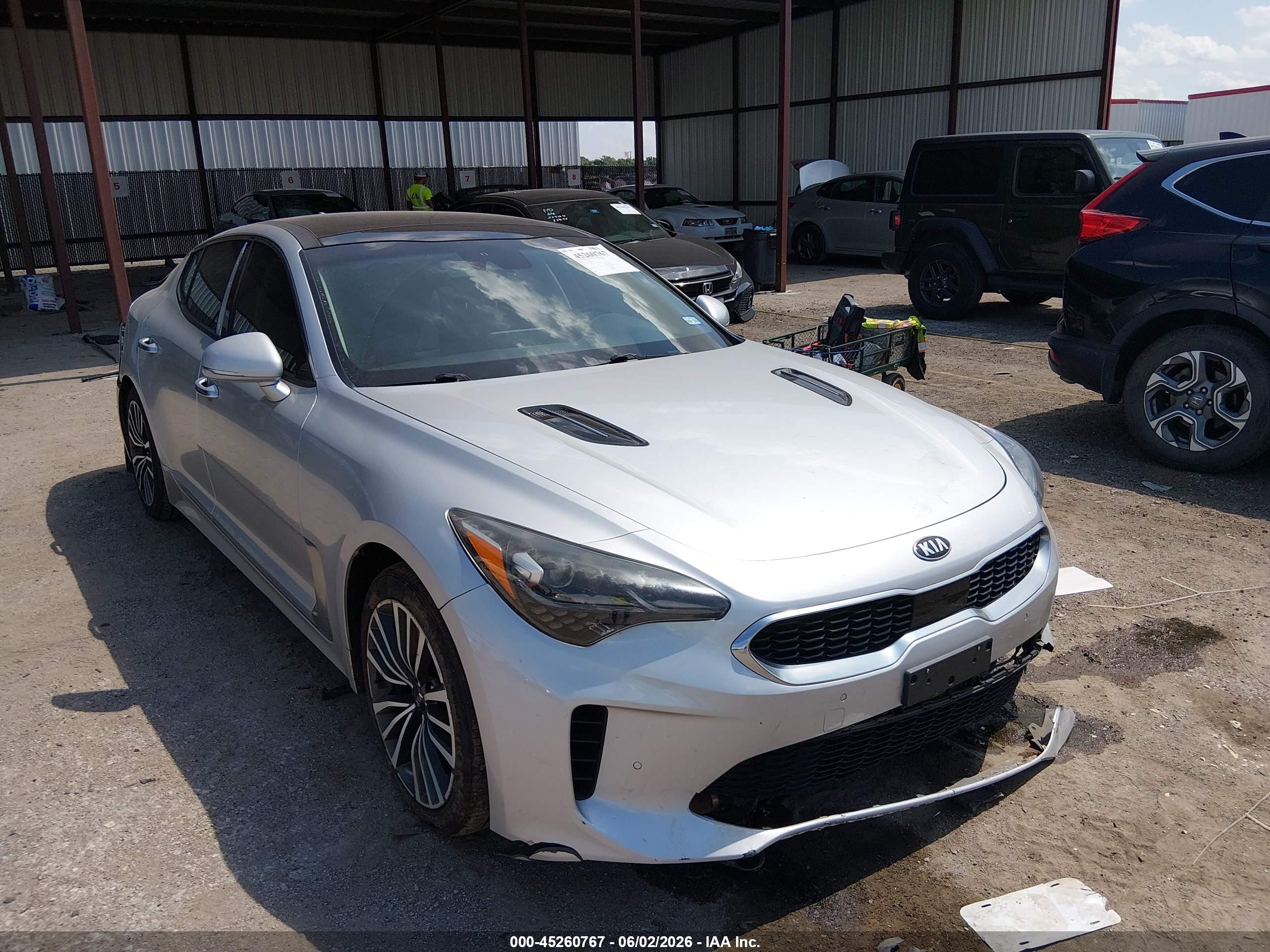 2018 Kia Stinger Premium, VIN KNAE25LA8J6037312 — All over