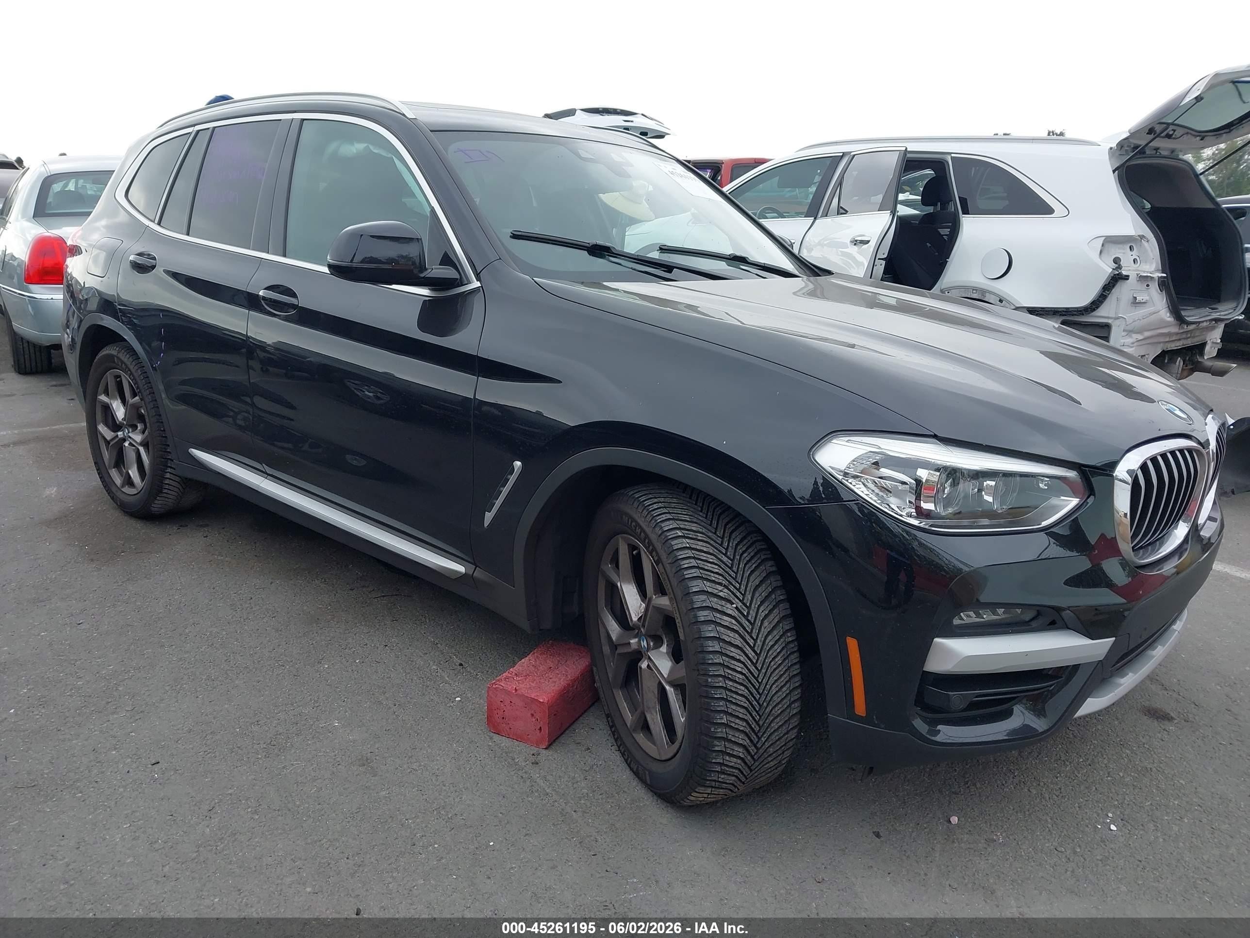 2021 BMW X3 sDrive30i, VIN 5UXTY3C02M9E37228 — Side
