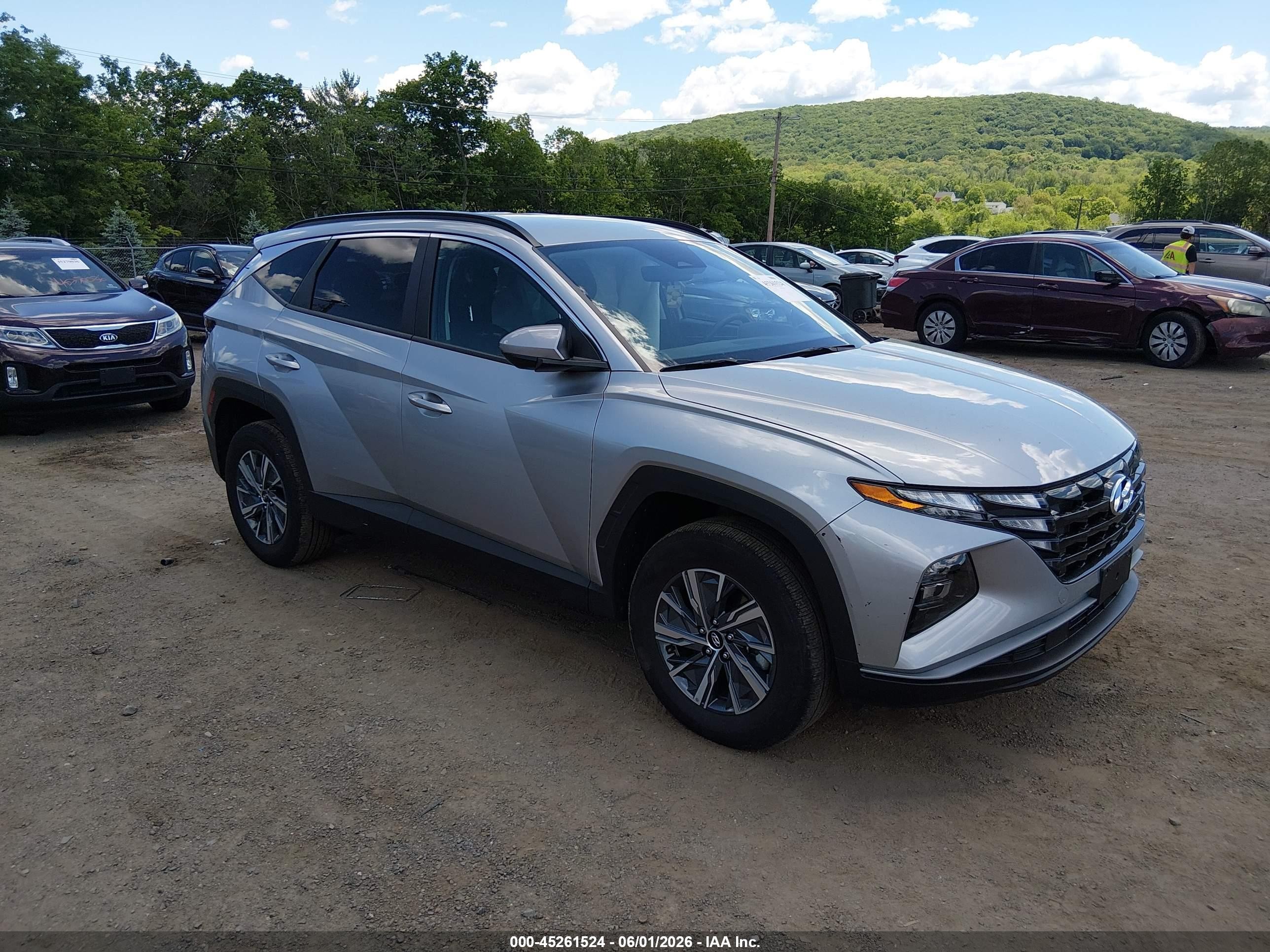2024 Hyundai Tucson Blue, VIN KM8JBCD18RU239459 — Side