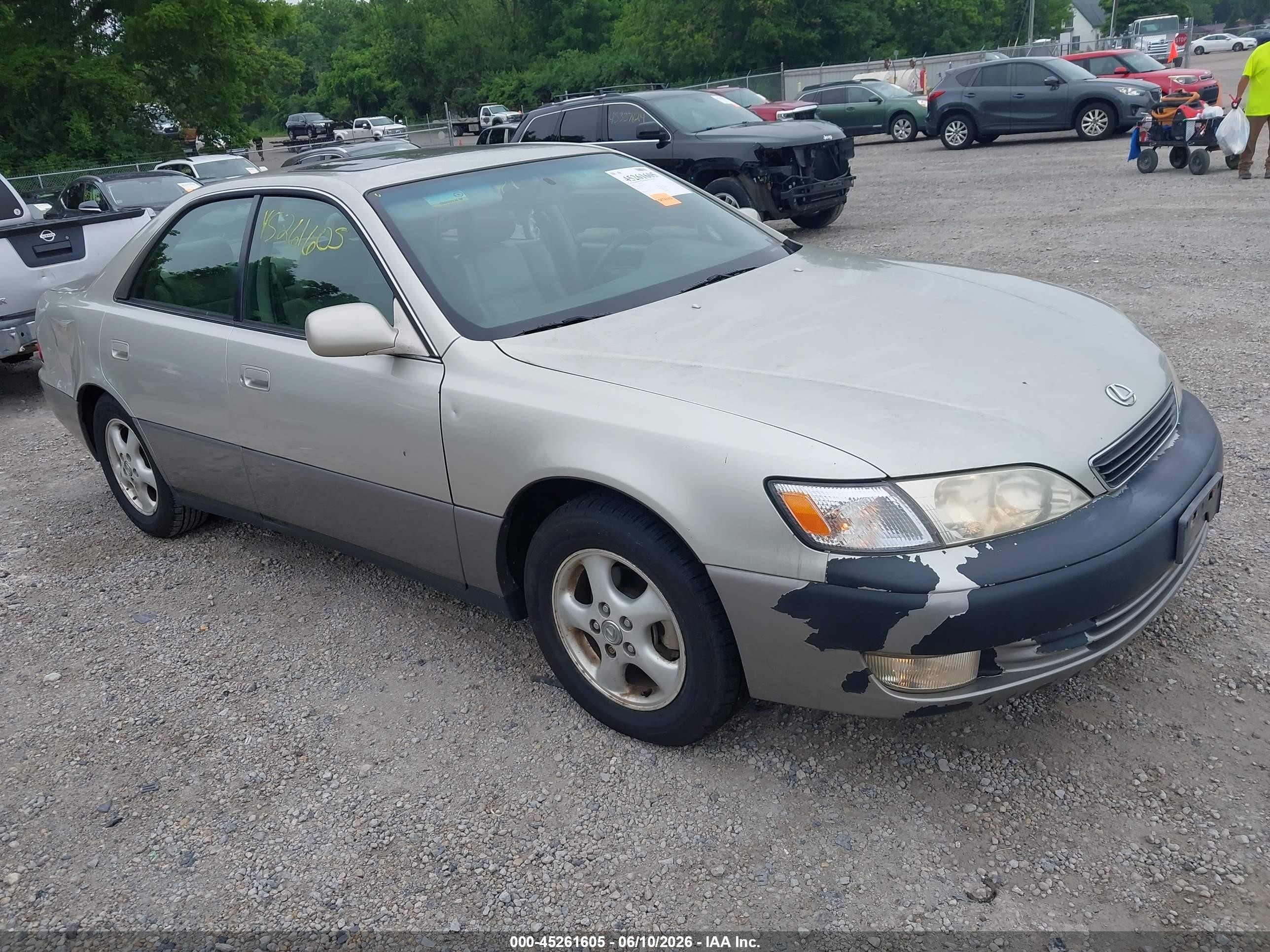 1997 Lexus ES 300, VIN JT8BF22G8V0059977 — Обычный износ