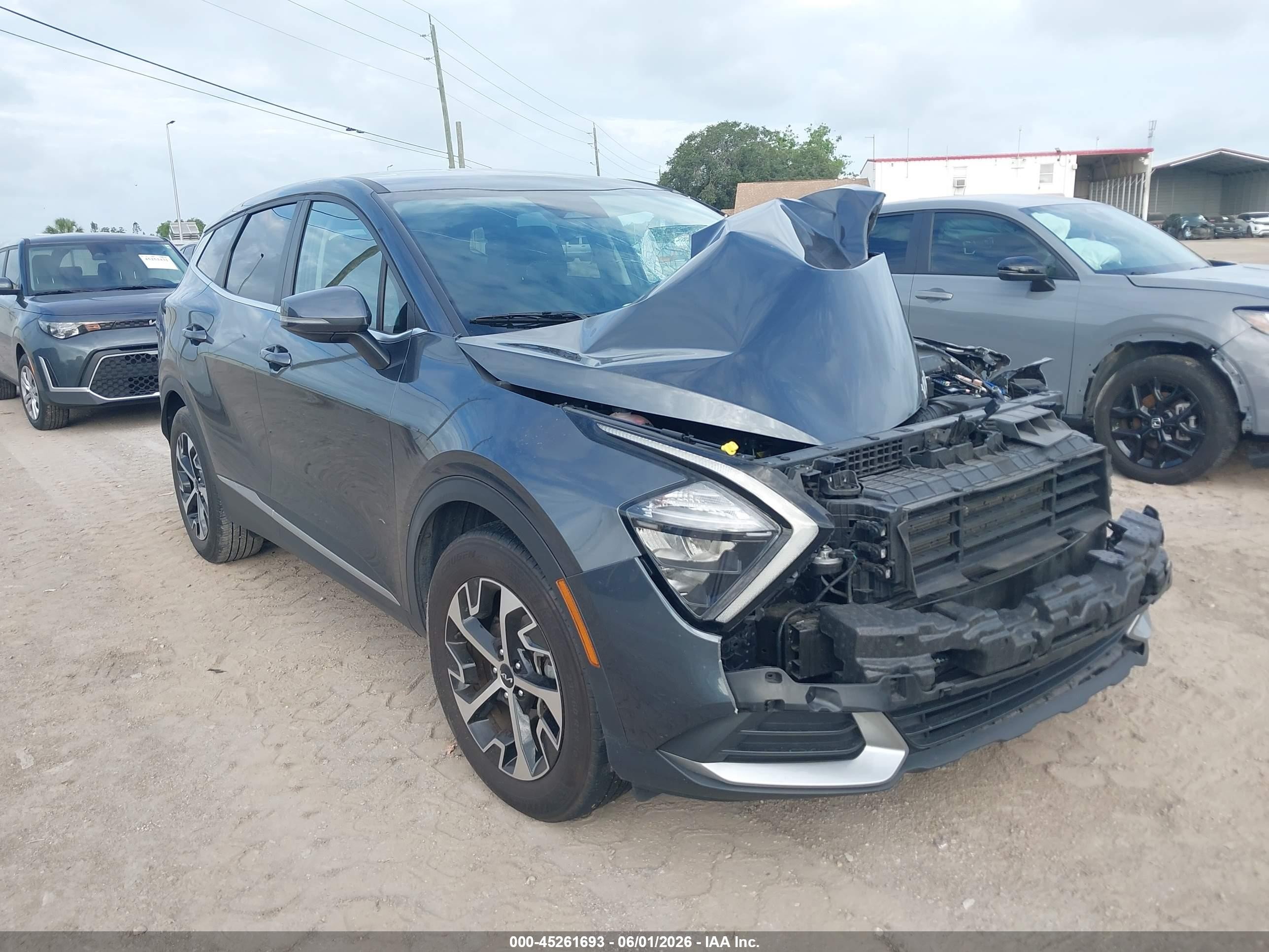 2023 Kia Sportage EX, VIN 5XYK33AF8PG096307 — Front end