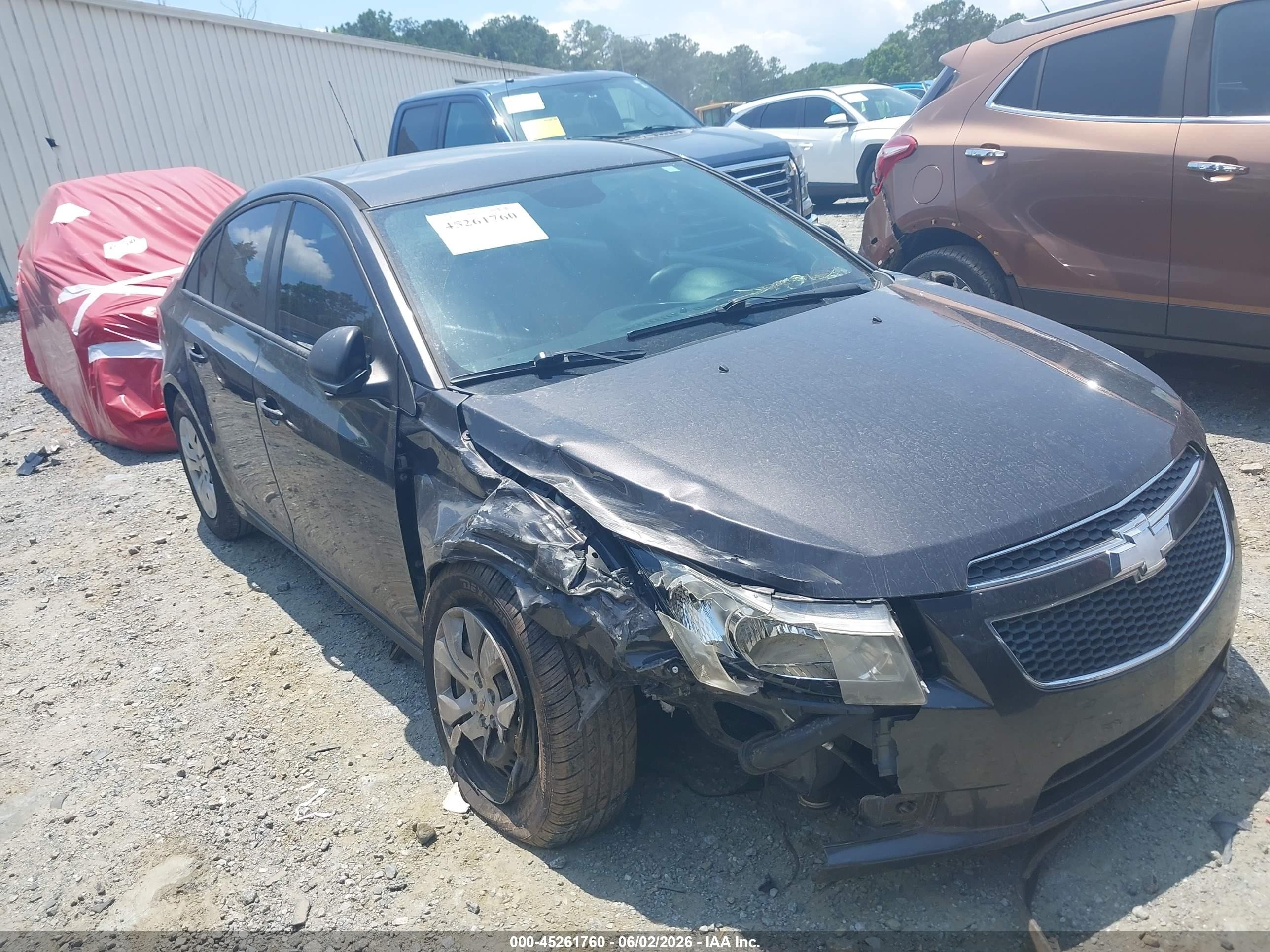 2014 Chevrolet Cruze LS, VIN 1G1PA5SHXE7182289 — Front end