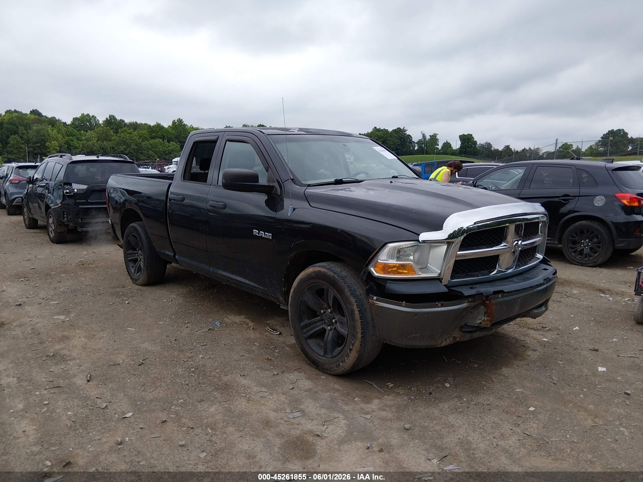 2010 Dodge 1500 TRX, VIN 1D7RV1GPXAS199328 — Front end