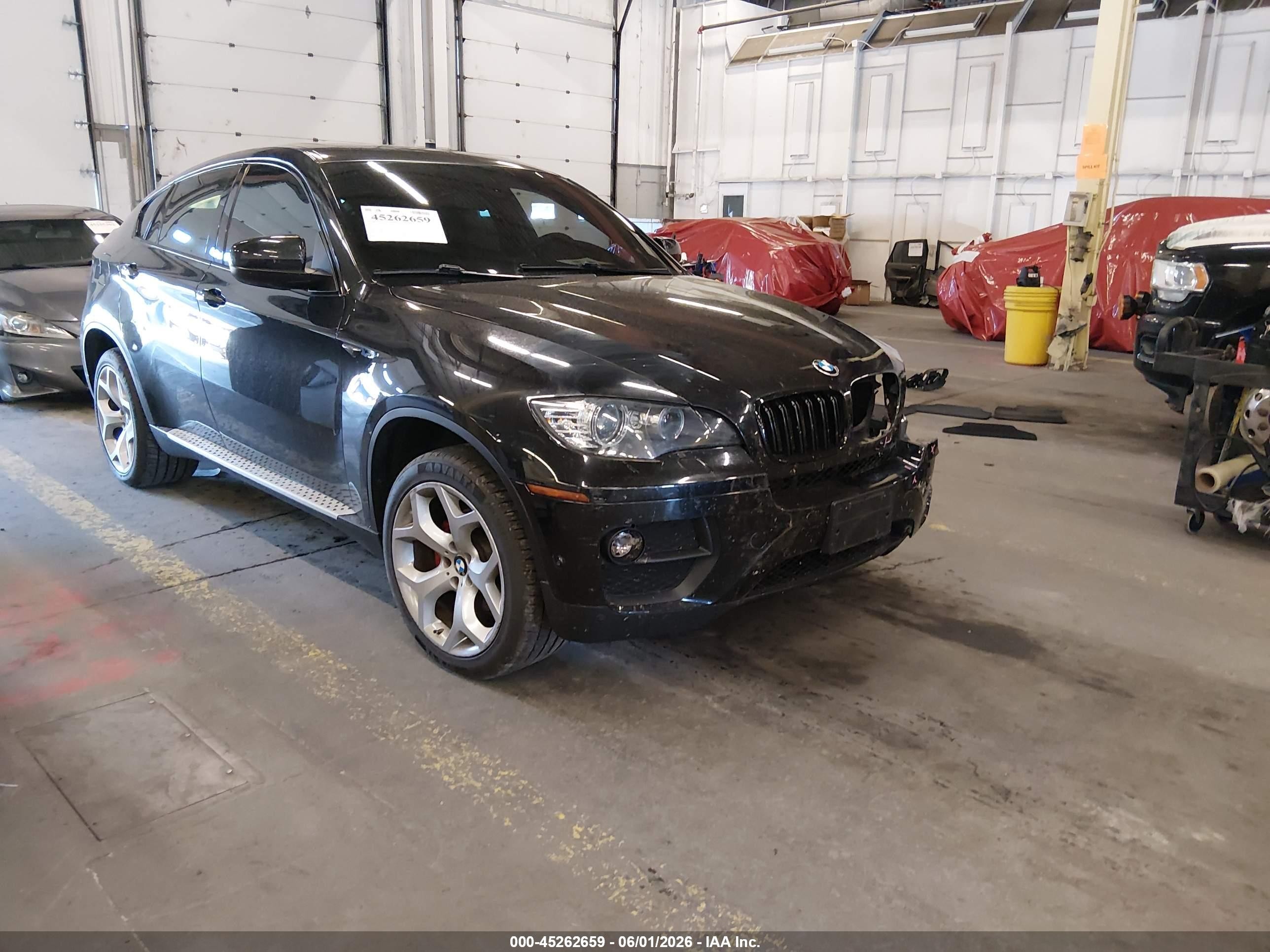 2014 BMW X6 xDrive35i, VIN 5UXFG2C52E0H10969 — Перед