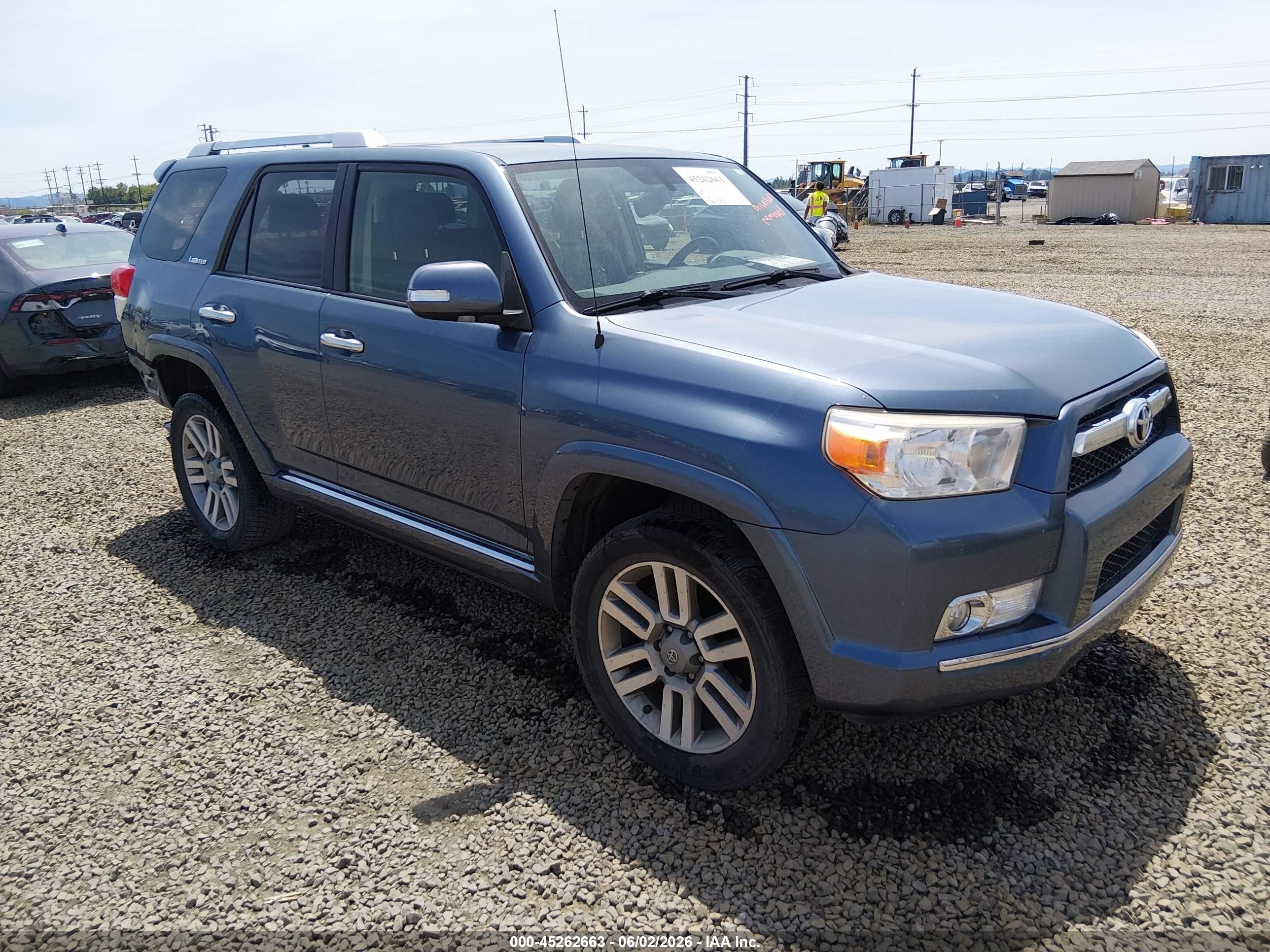 2012 Toyota 4Runner SR5, VIN JTEBU5JR3C5101768 — Rear end