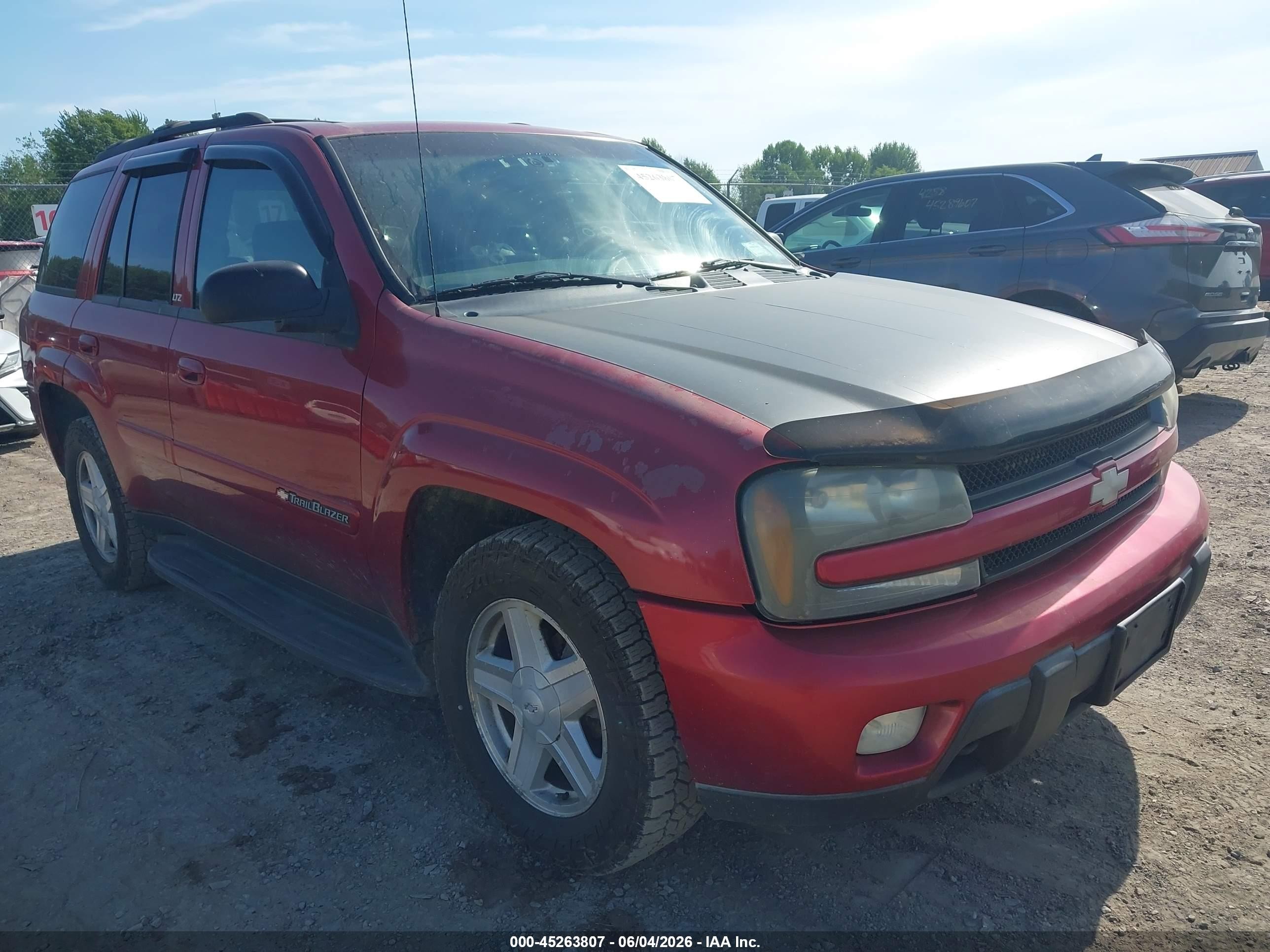 2002 Chevrolet TrailBlazer LTZ, VIN 1GNDT13SX22144326 — Normal wear