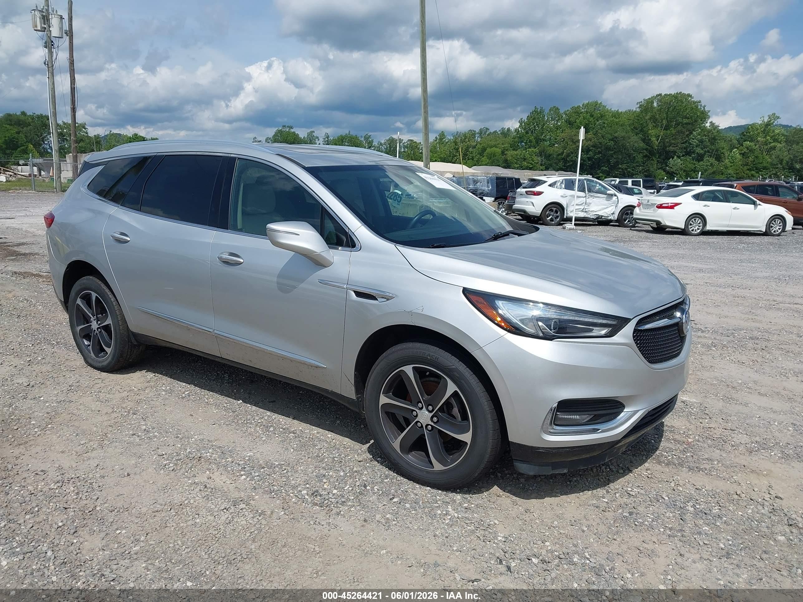 2020 Buick Enclave Essence, VIN 5GAEVAKW2LJ207858 — Разукомплектован