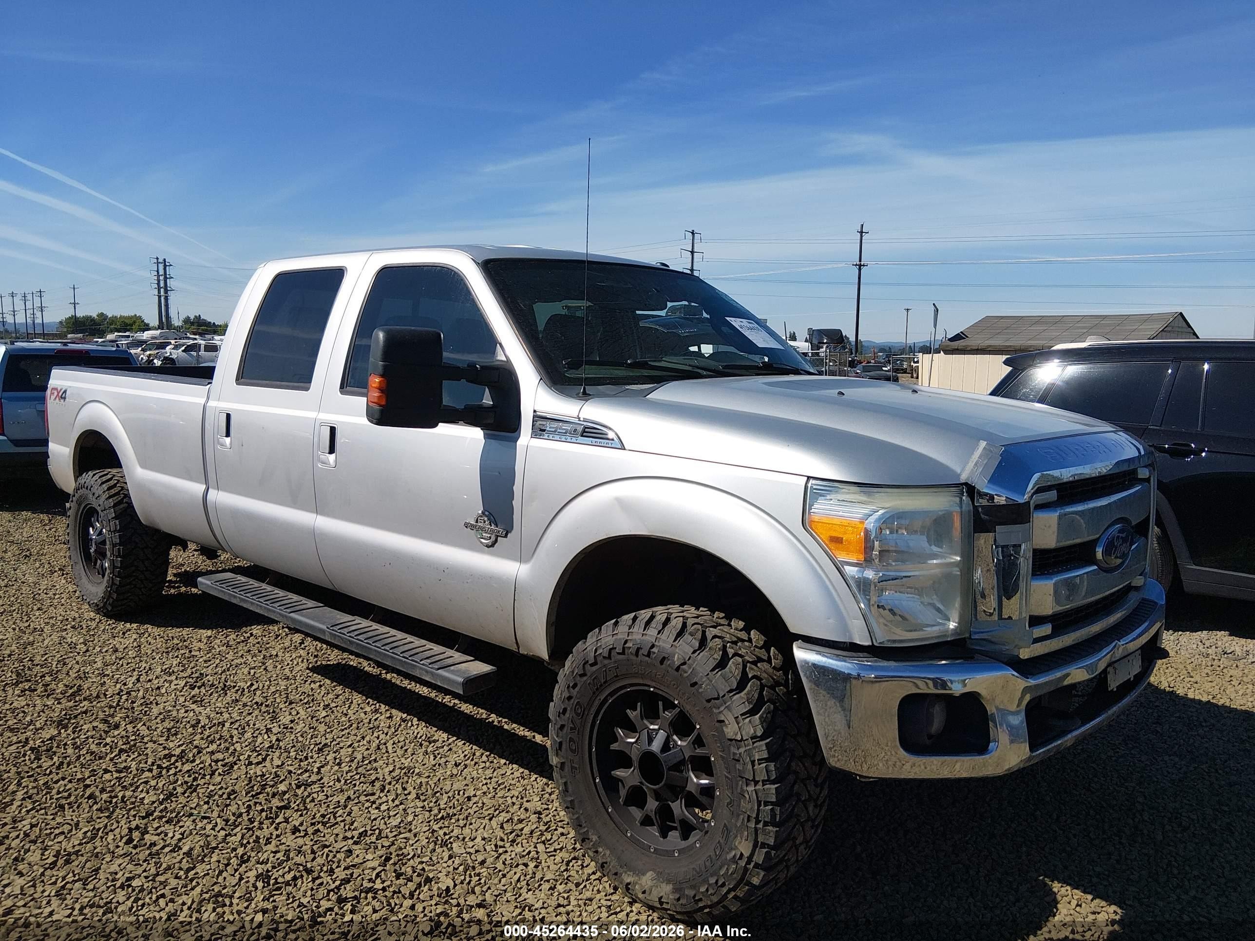 2016 Ford F-350 Platinum, VIN 1FT7W3BTXGEA92060 — Side